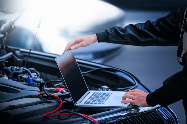 Tècnic en diagnosi d’automòbils