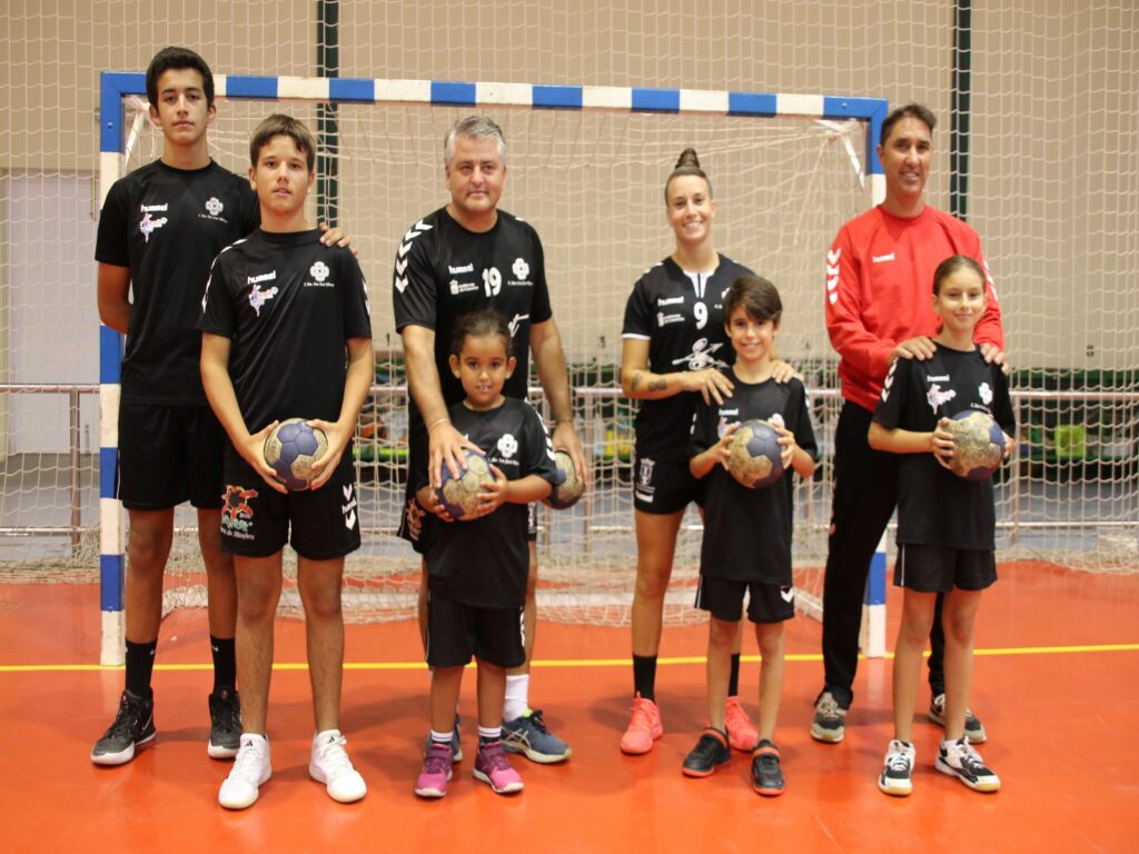 Ayudante en club de balonmano