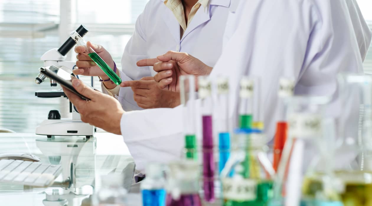 Tècnic en laboratori de qualitat de productes pesquers
