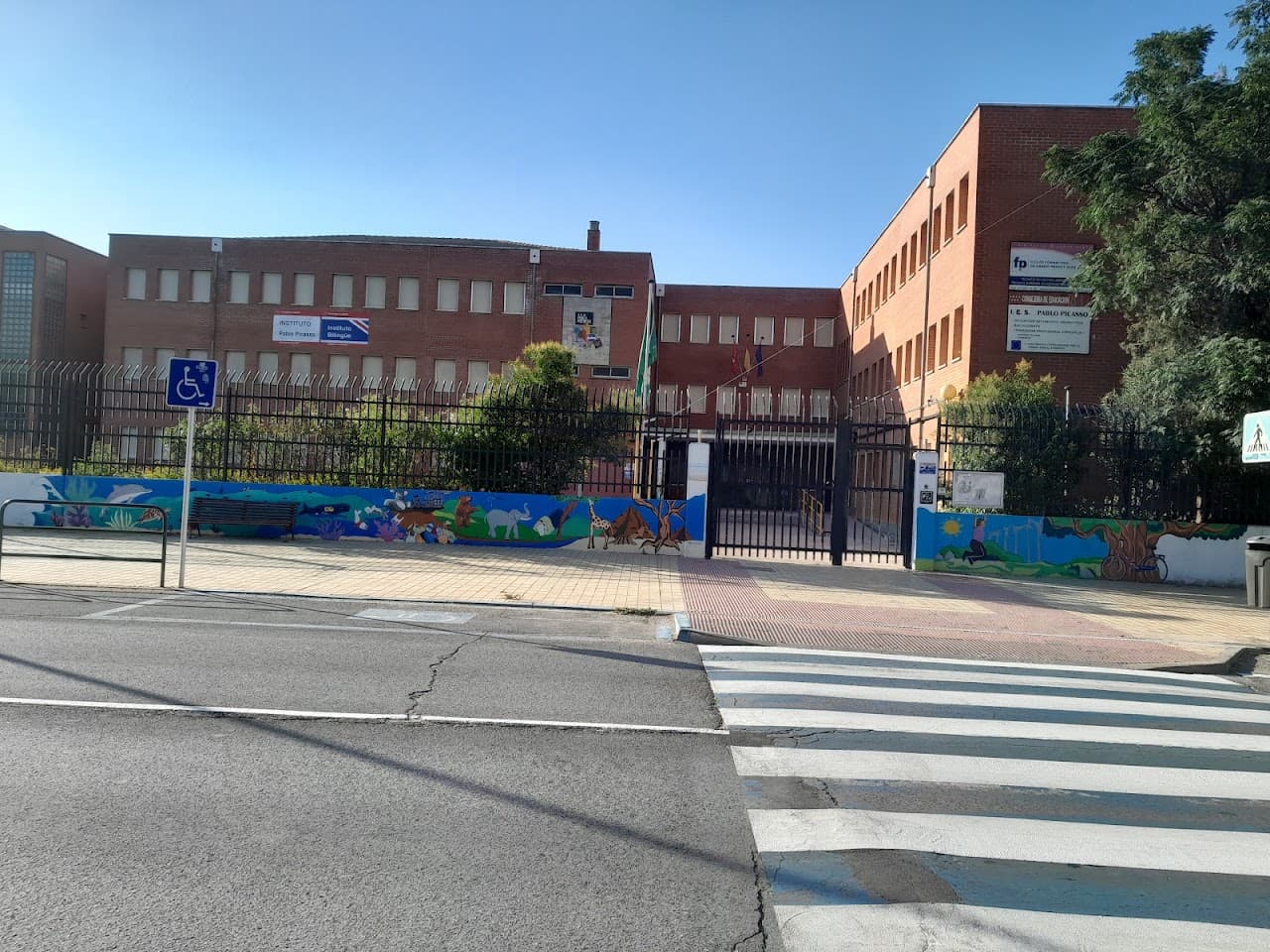 Gestión Administrativa en Pablo Picasso (Pablo Picasso, Pinto): foto 2