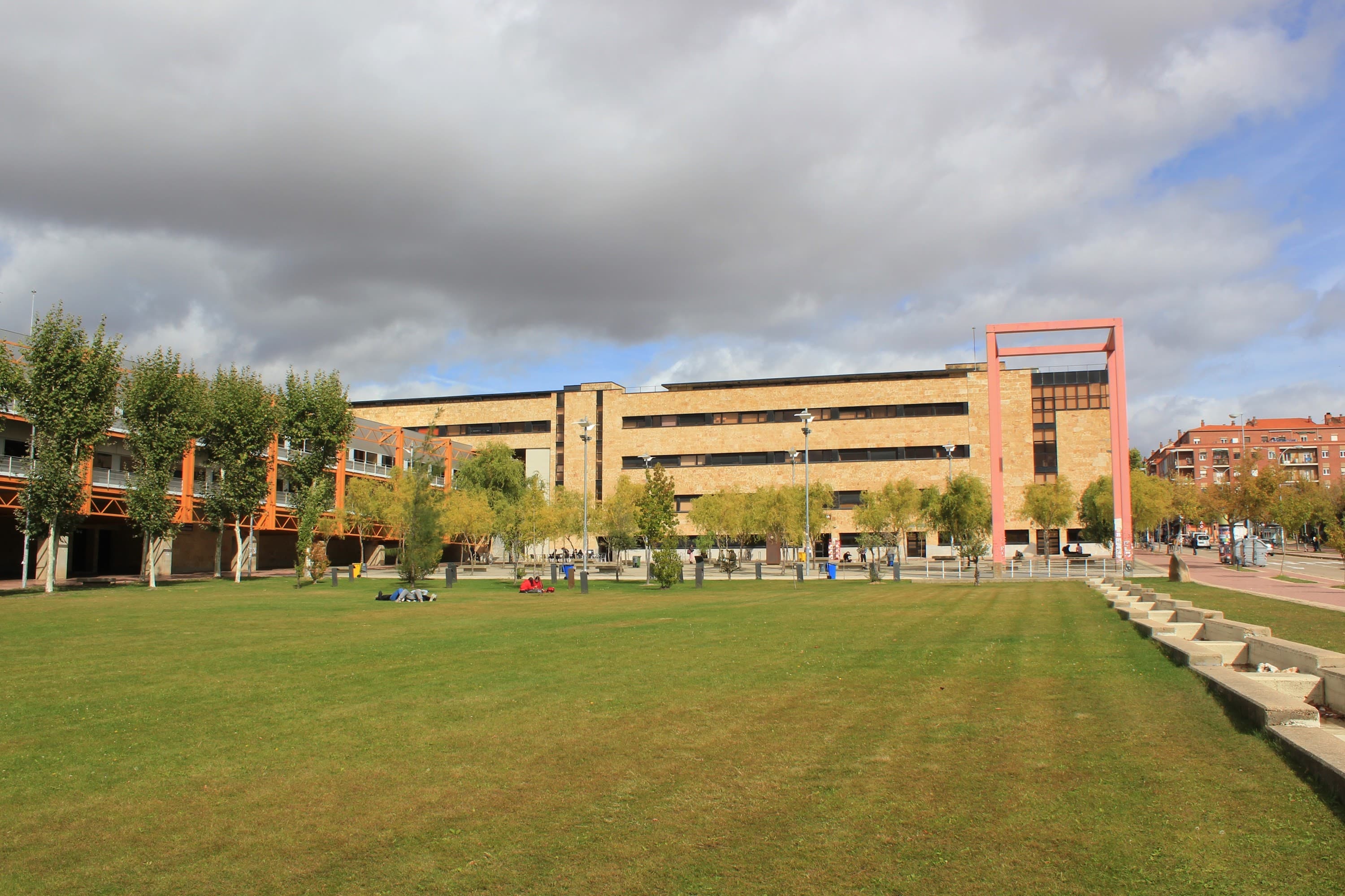 Foto secundaria del campus Facultad de Derecho