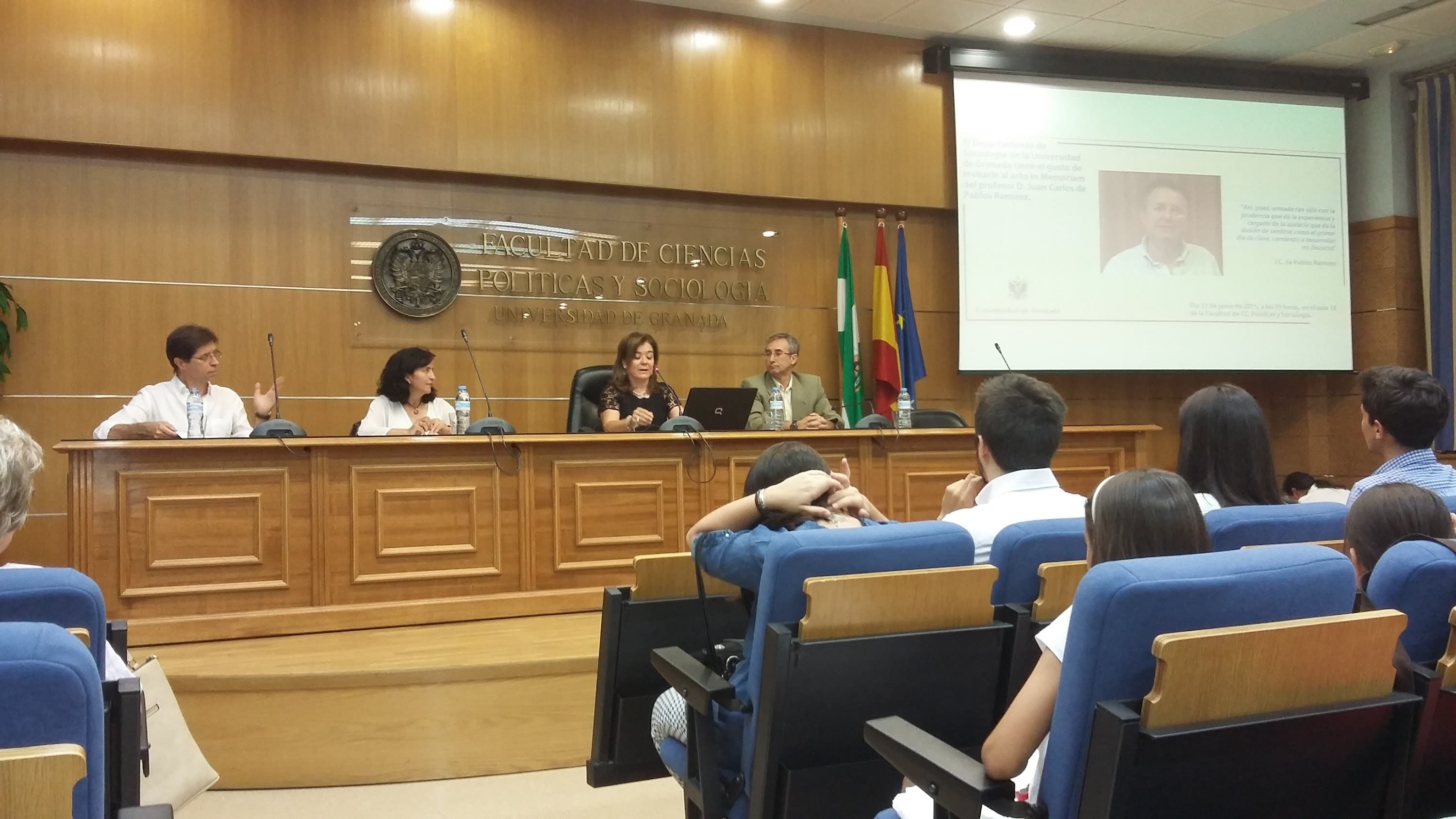 Foto secundaria del campus Facultad de Ciencias Políticas y Sociología