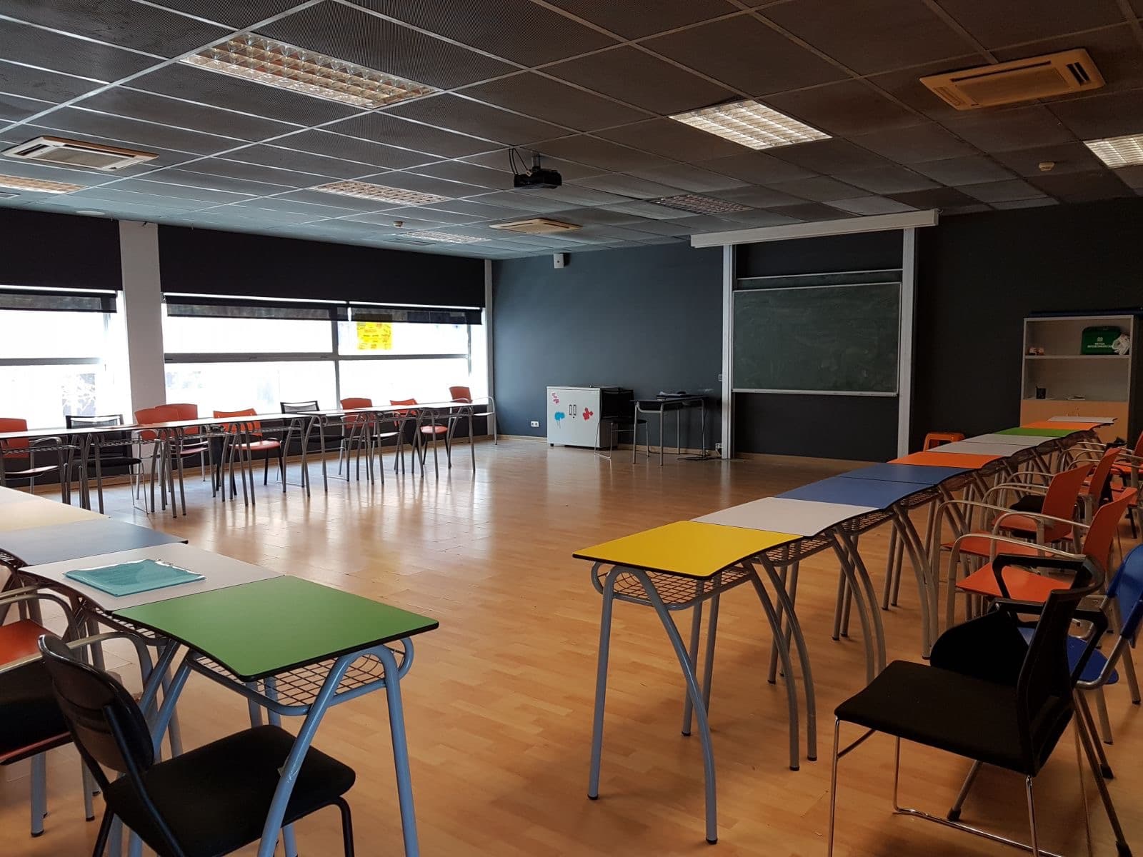 Foto secundaria del campus CET10 - Centre de Formació