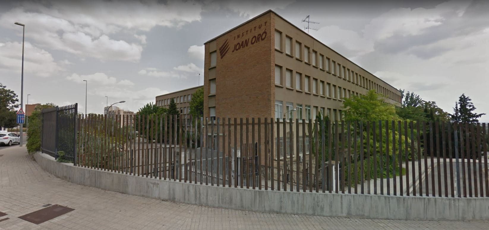 Foto secundaria del campus Institut Joan Oró