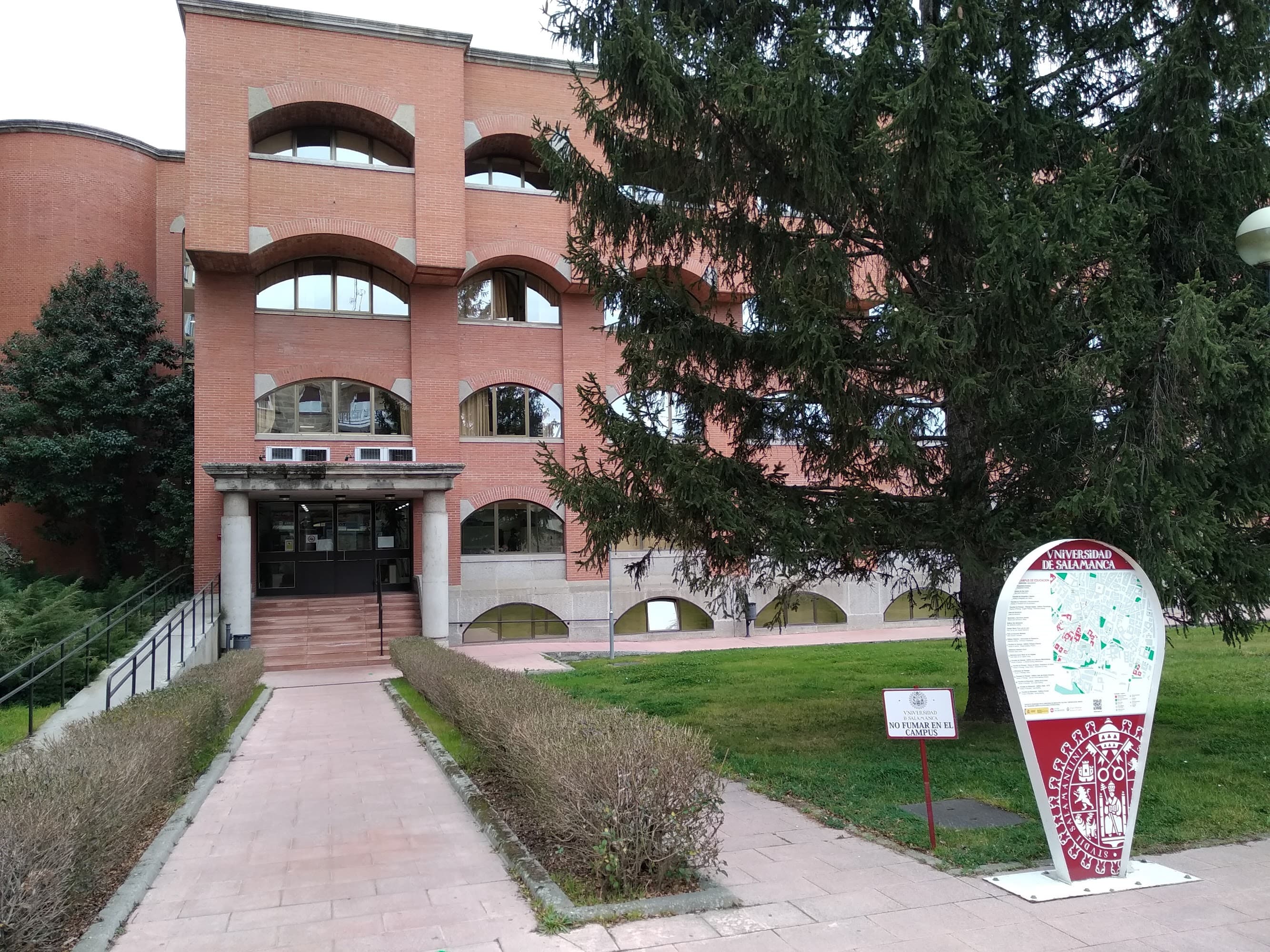 Foto del campus Facultad de Educación