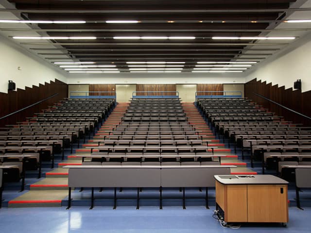 Foto secundaria del campus Facultad de Física