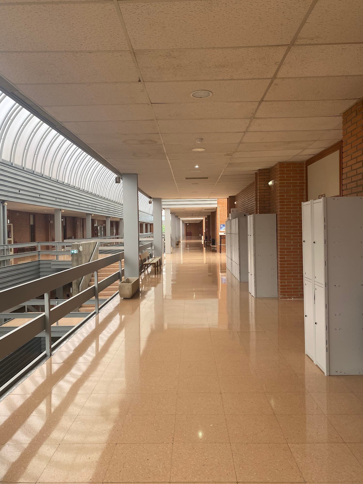 Foto secundaria del campus Escuela de Ingeniería y Arquitectura