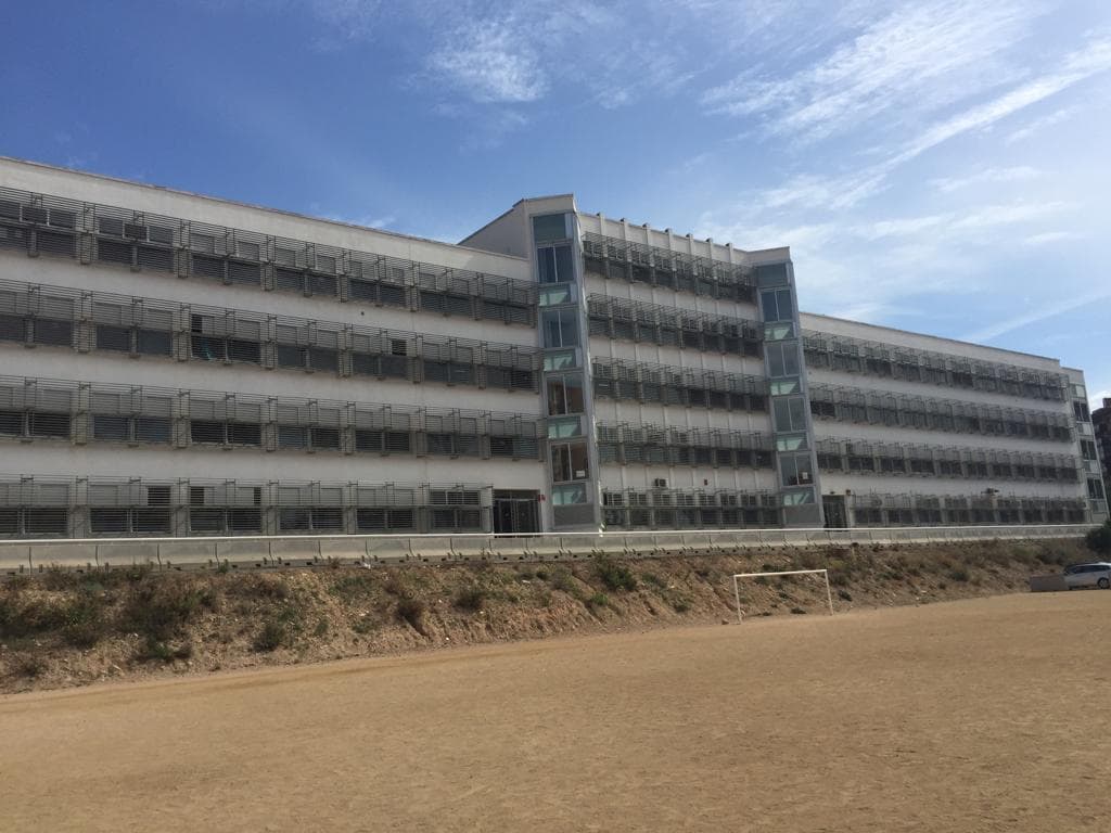Foto secundaria del campus Institut Antoni de Martí i Franquès