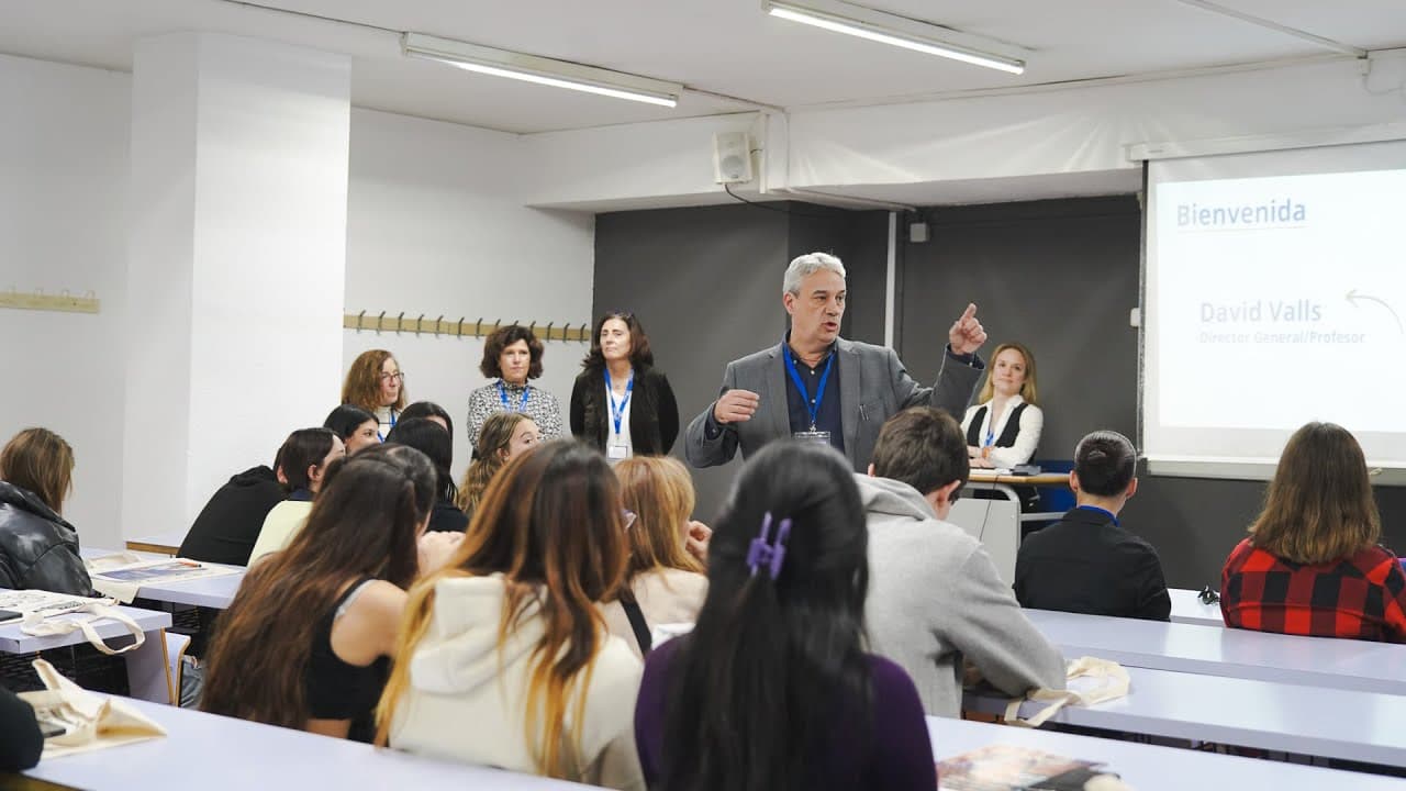 Foto secundaria del campus Escuela Universitaria de Turismo EUROAULA