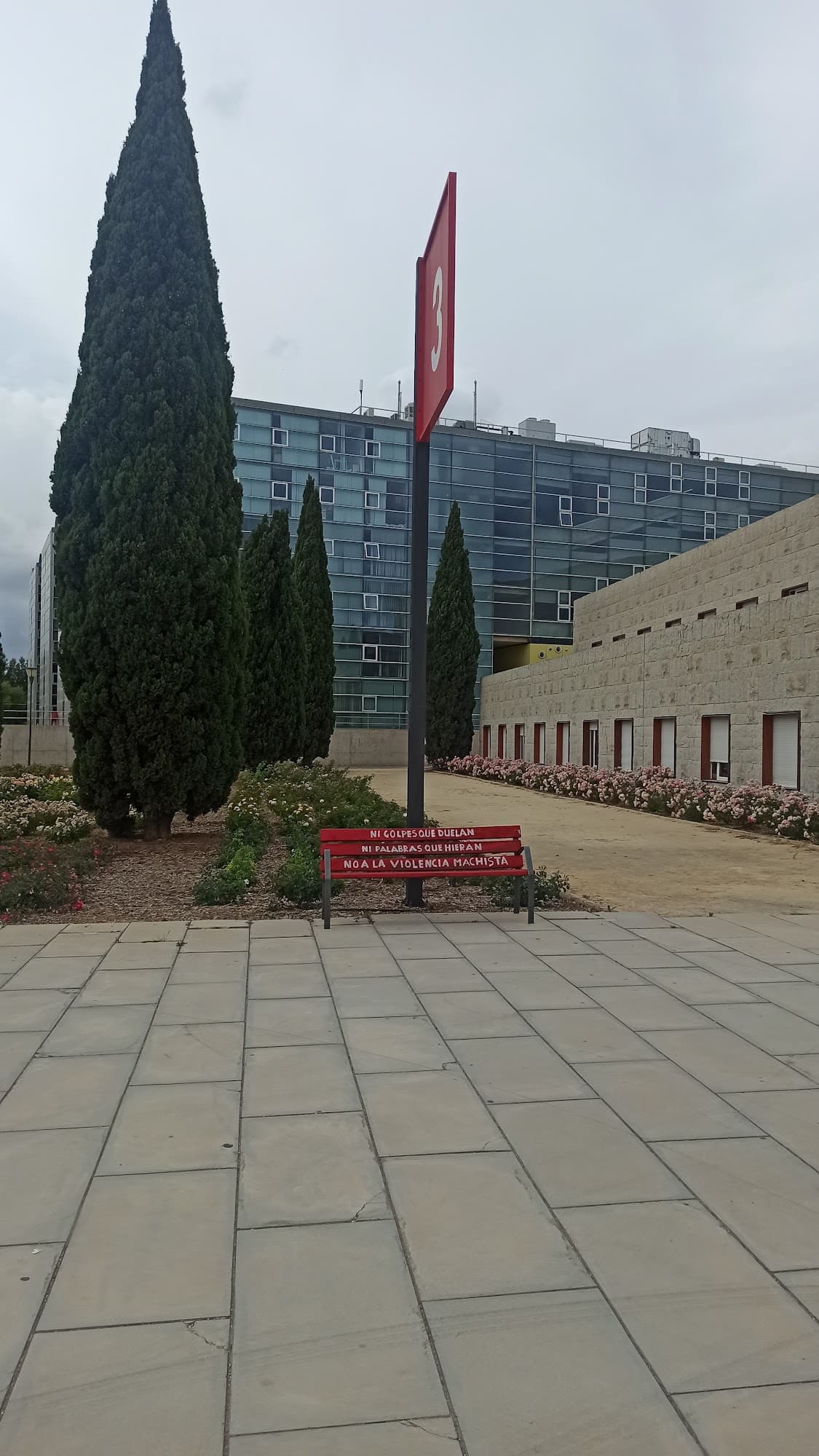 Foto secundaria del campus Facultad de Comunicación y Documentación