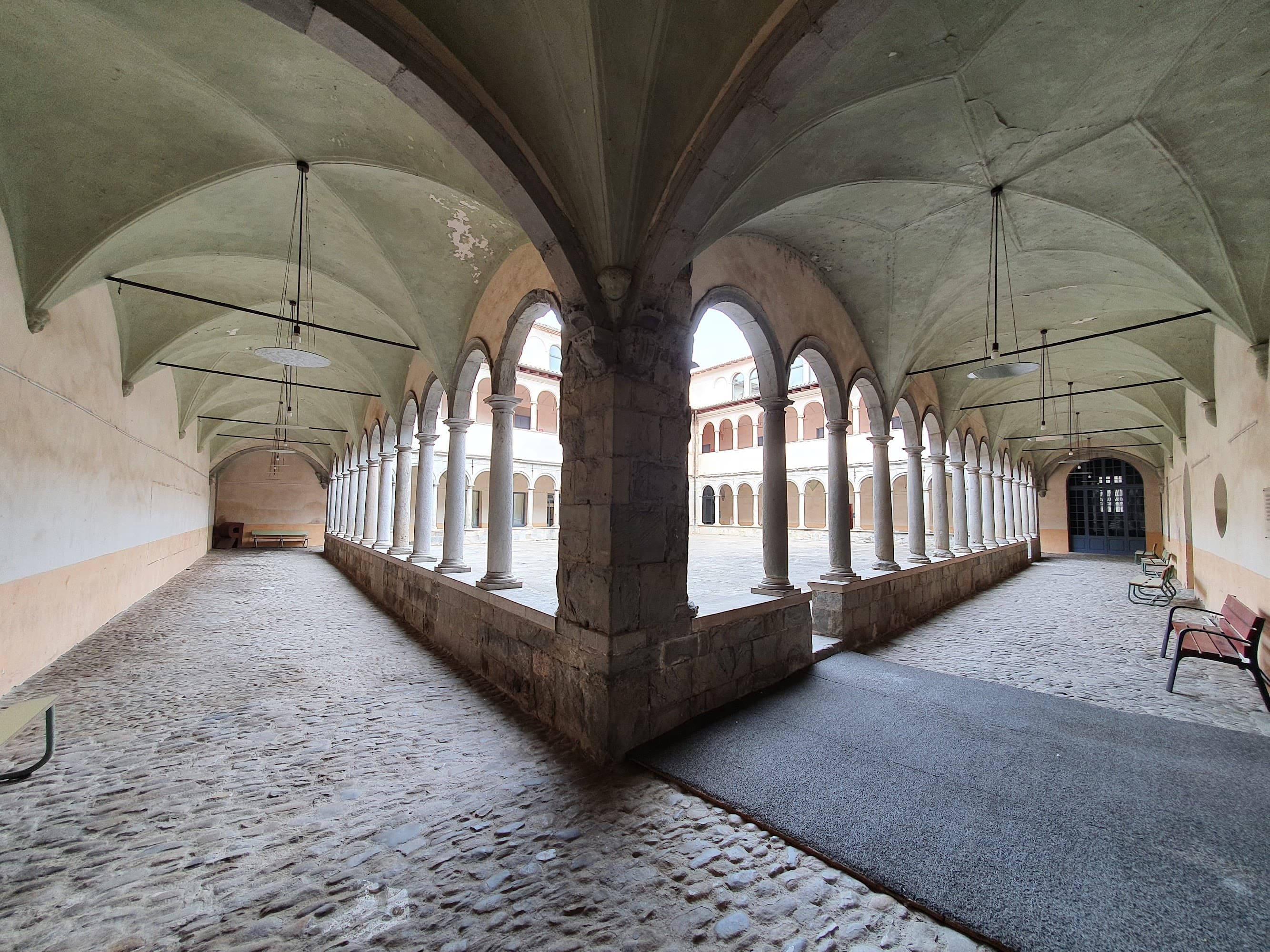 Foto secundaria del campus Escola d'Art d'Olot