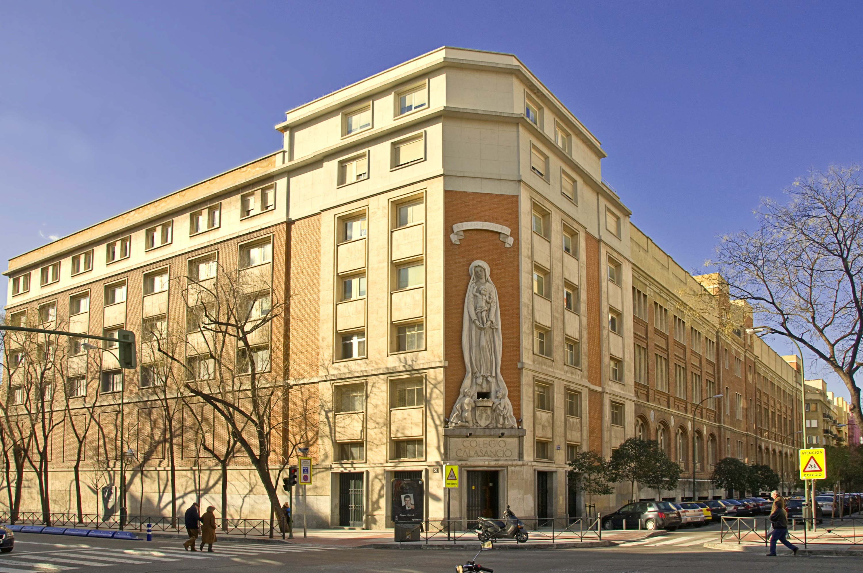 Foto secundaria del campus Centro de Enseñanza Superior Cardenal Cisneros