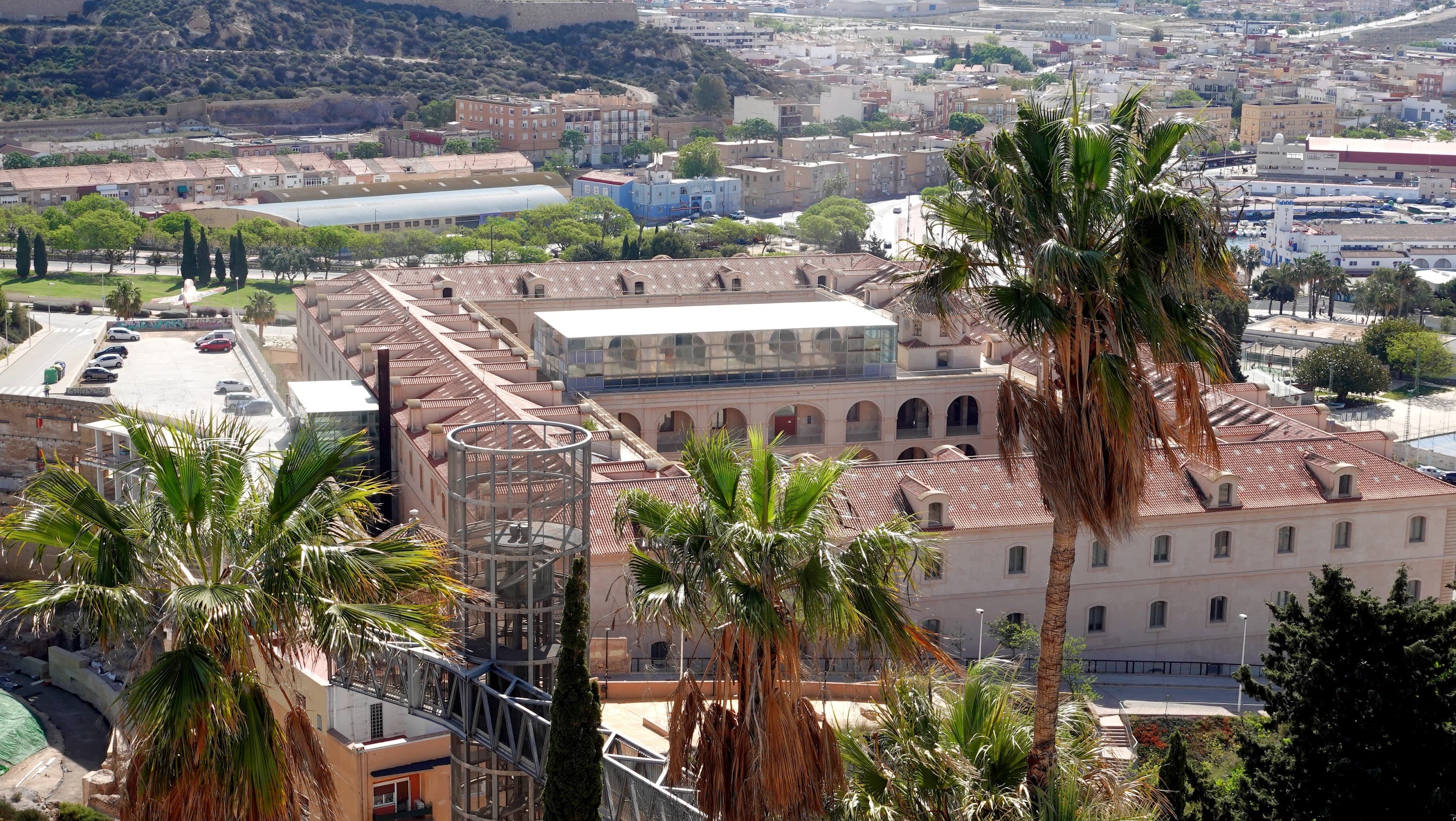 Foto secundaria del campus Escuela Técnica Superior de Ingeniería Industrial