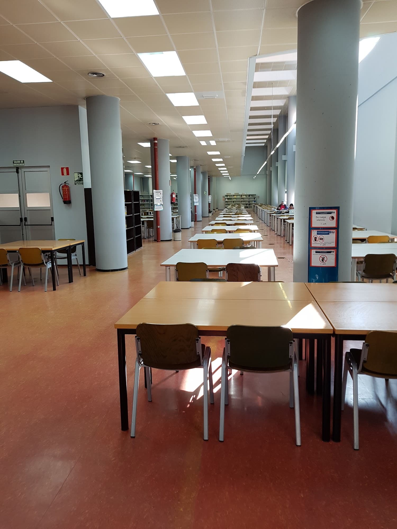 Foto secundaria del campus Escuela Técnica Superior de Ingeniería de Telecomunicación