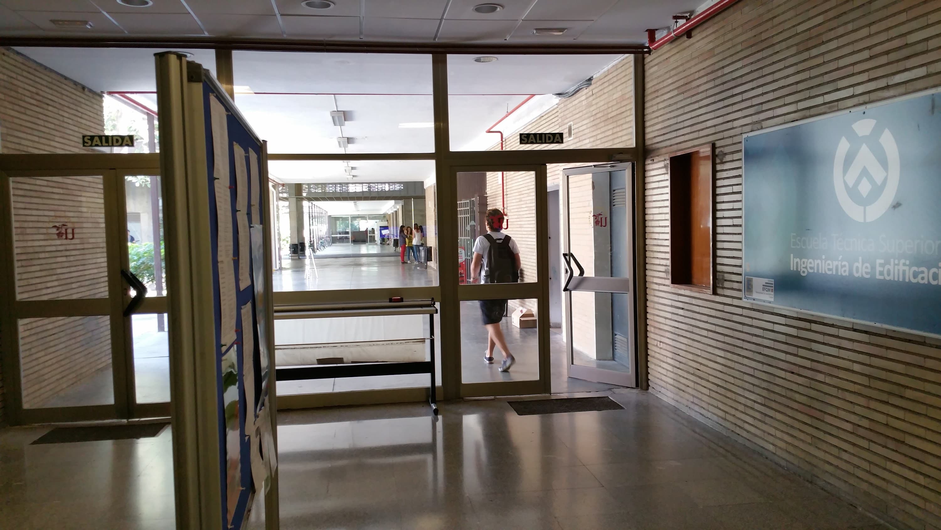 Foto secundaria del campus Escuela Técnica Superior de Ingeniería de Edificación