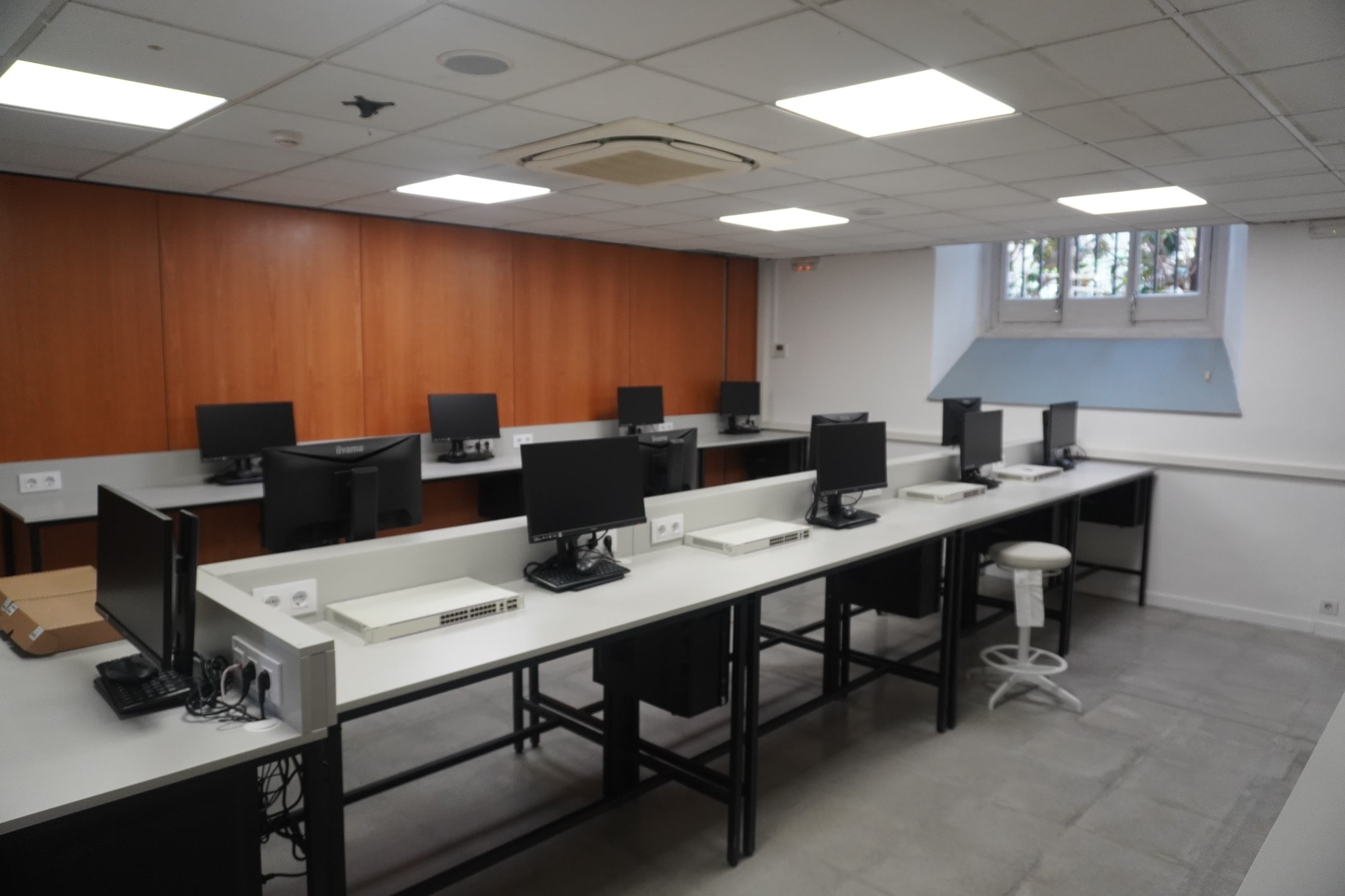 Foto secundaria del campus ENTI - Escuela de Nuevas Tecnologías Interactivas