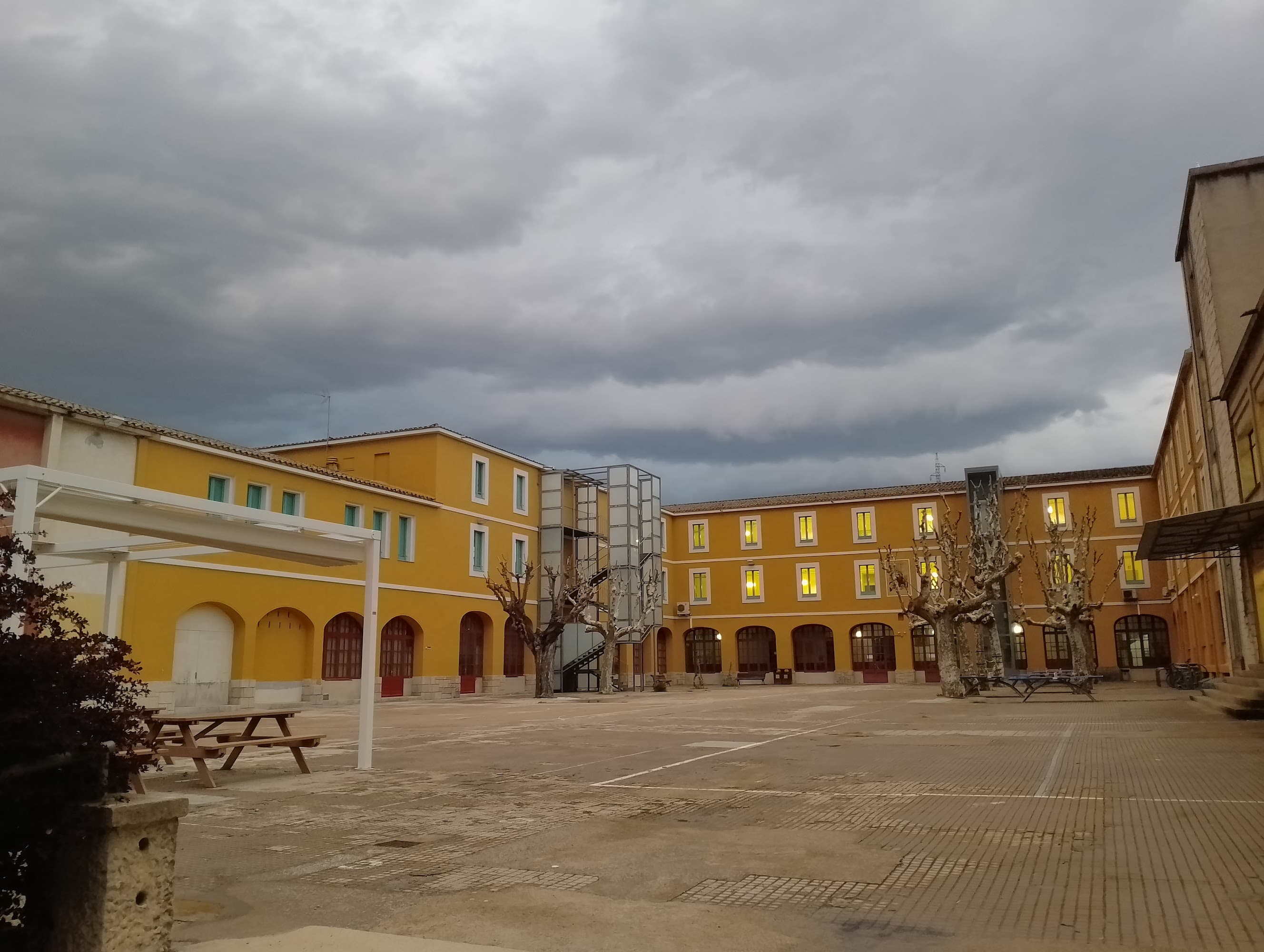 Foto secundaria del campus Institut Narcís Xifra i Masmitjà