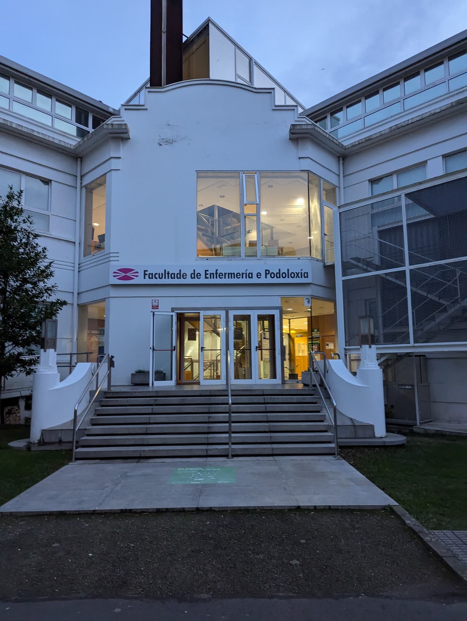 Foto del campus Facultad de Enfermería y Podología