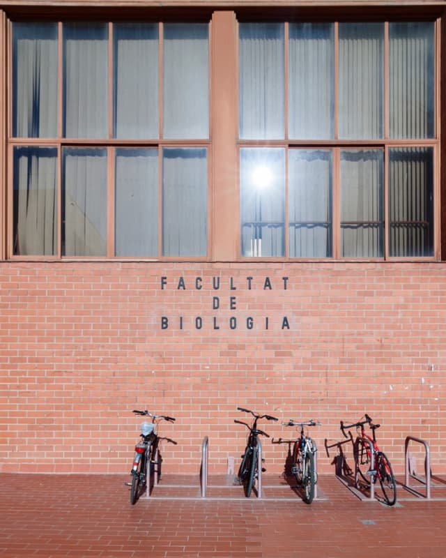 Foto secundaria del campus Facultad de Biología