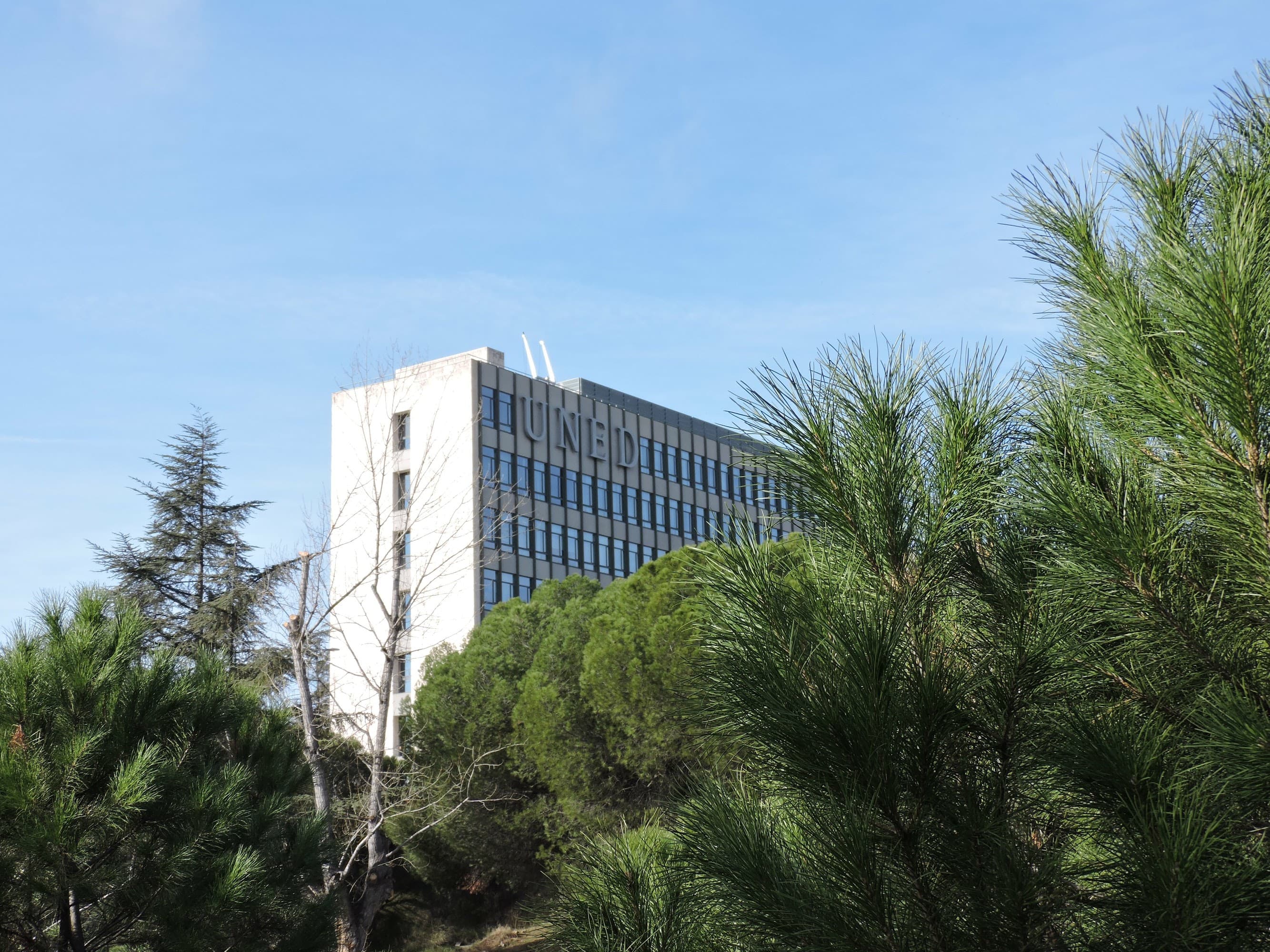 Foto secundaria del campus Facultad de Educación