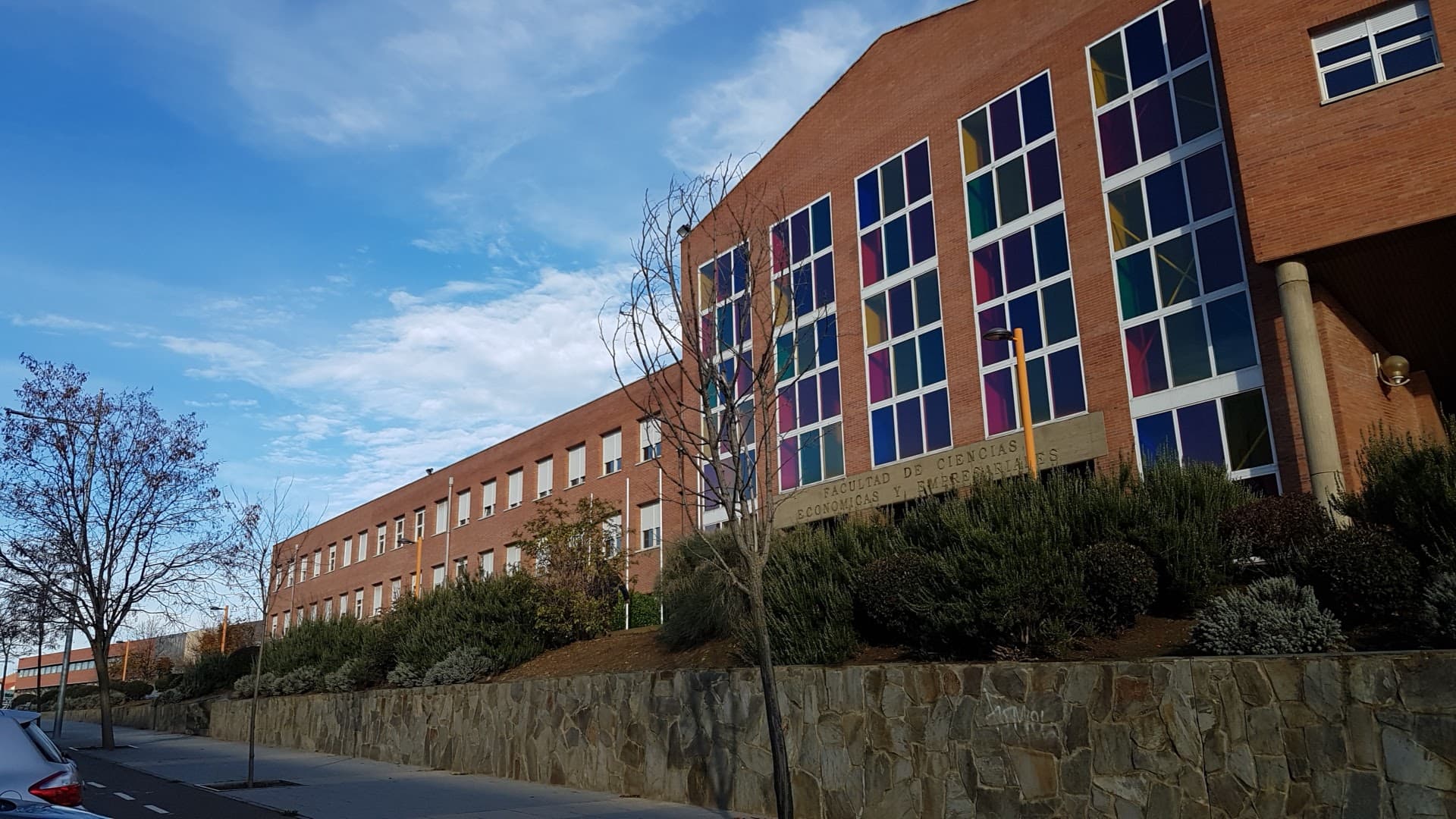 Foto del campus Facultad de Ciencias Económicas y Empresariales