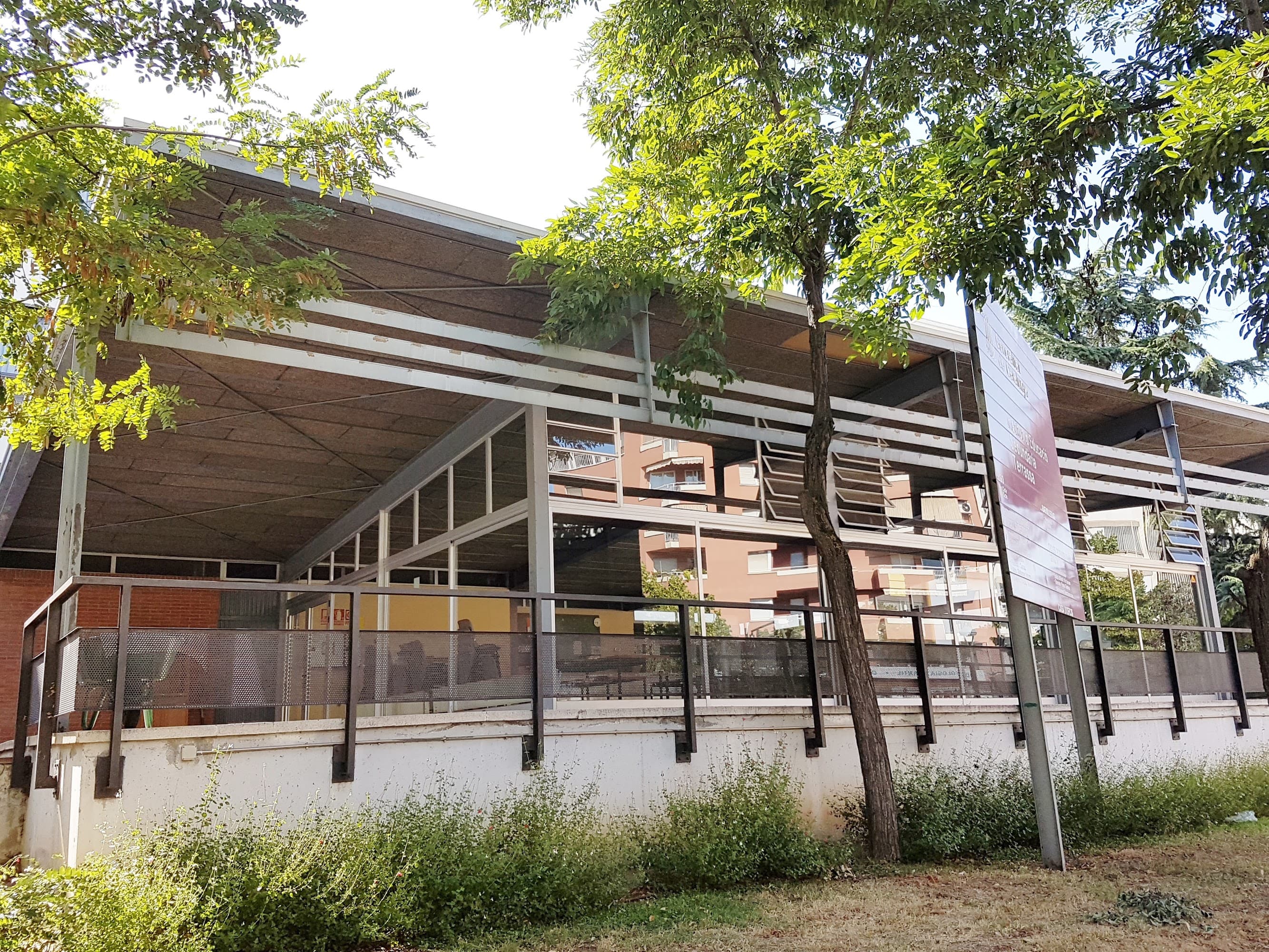 Foto secundaria del campus Institut de Terrassa
