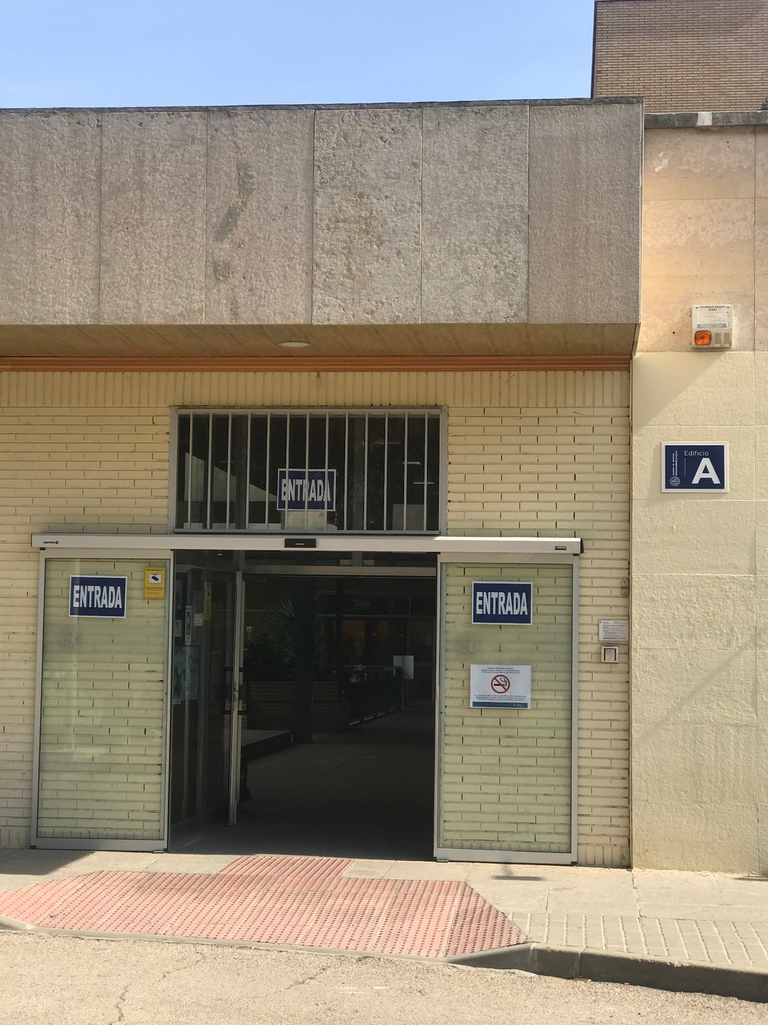 Foto secundaria del campus Facultad de Medicina
