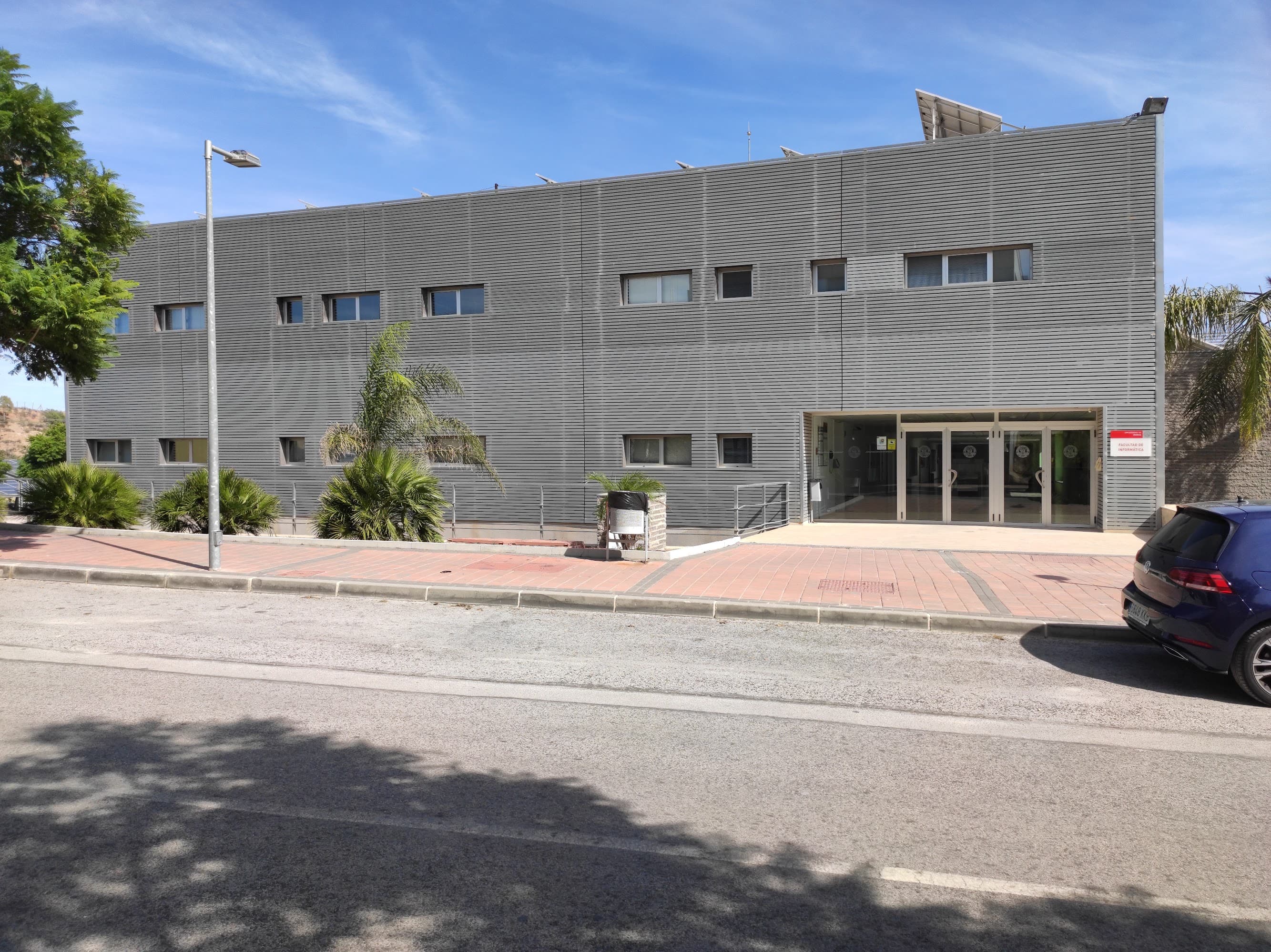 Foto secundaria del campus Facultad de Informática