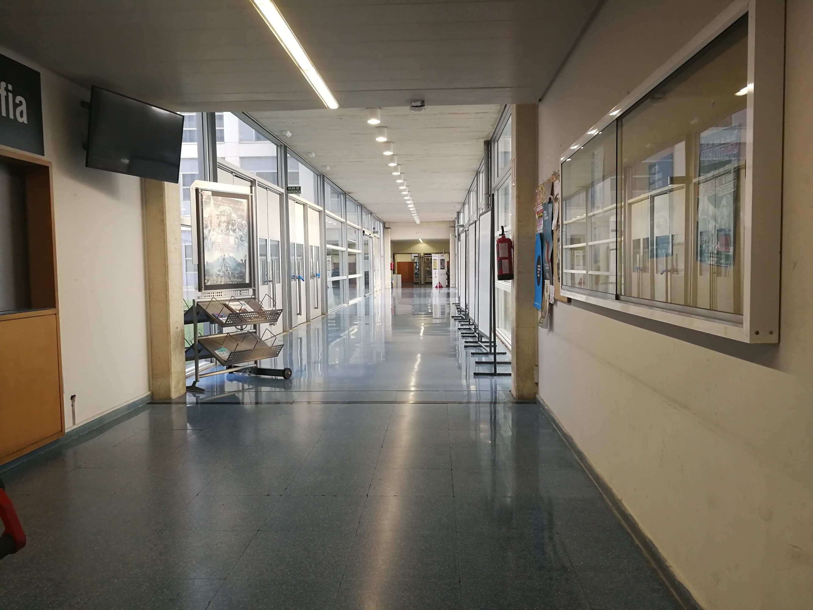 Foto secundaria del campus Escuela de Ciencias, Ingeniería y Diseño
