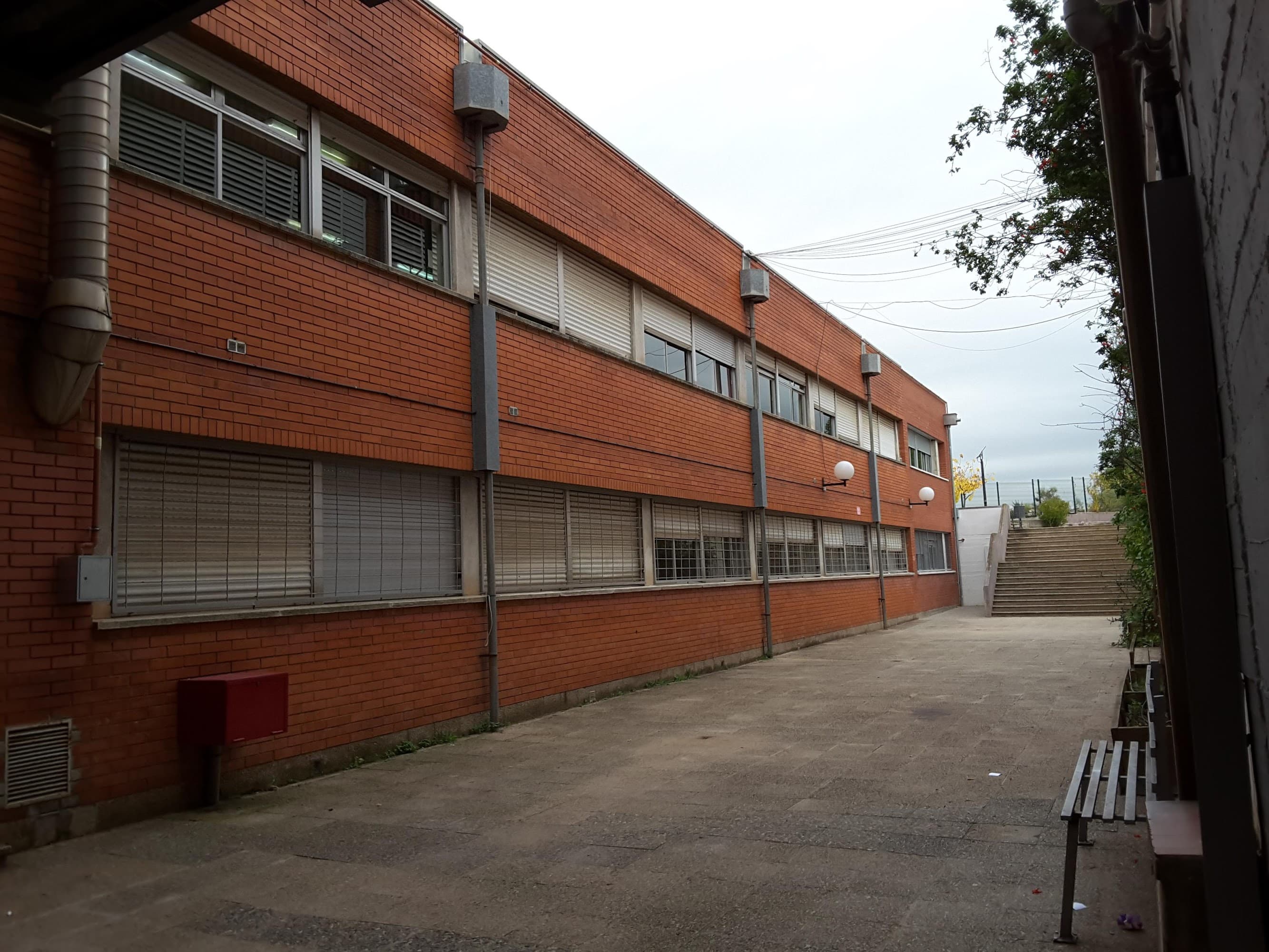 Foto secundaria del campus Institut Bernat el Ferrer