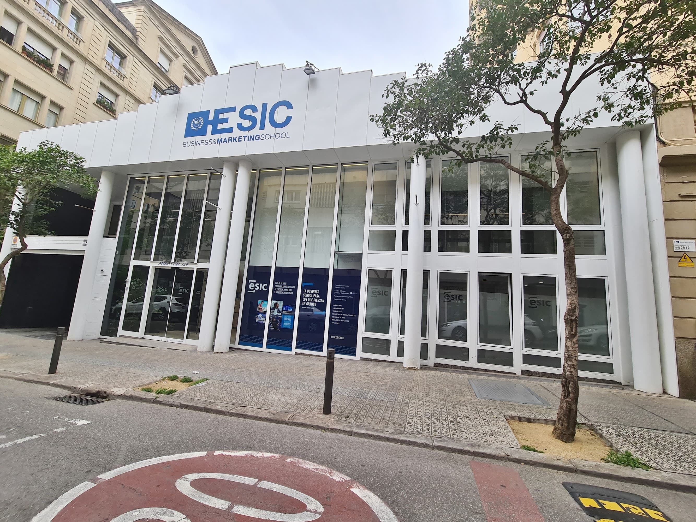 Foto secundaria del campus ESIC