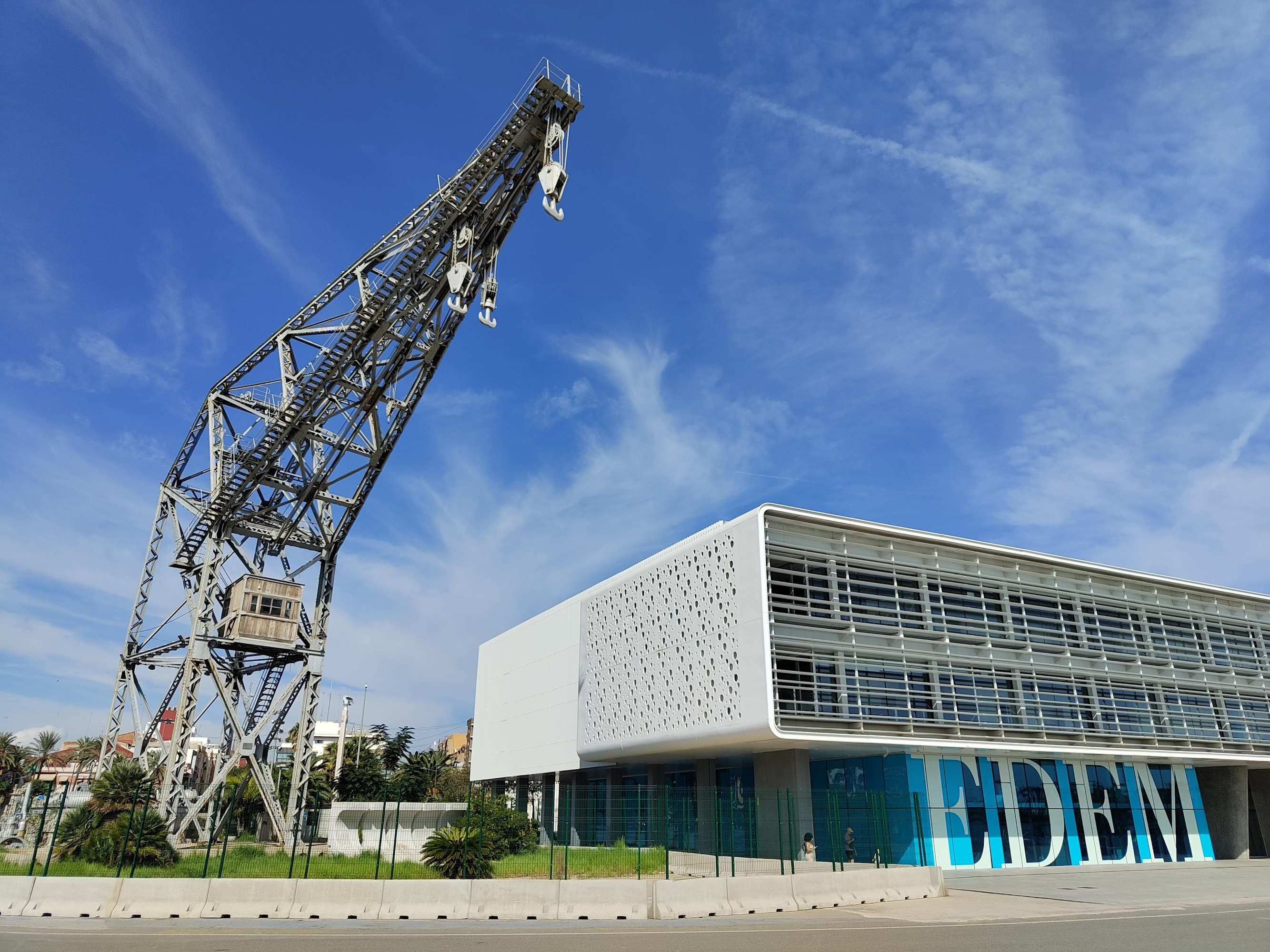 Foto secundaria del campus Centro Universitario EDEM - UPV