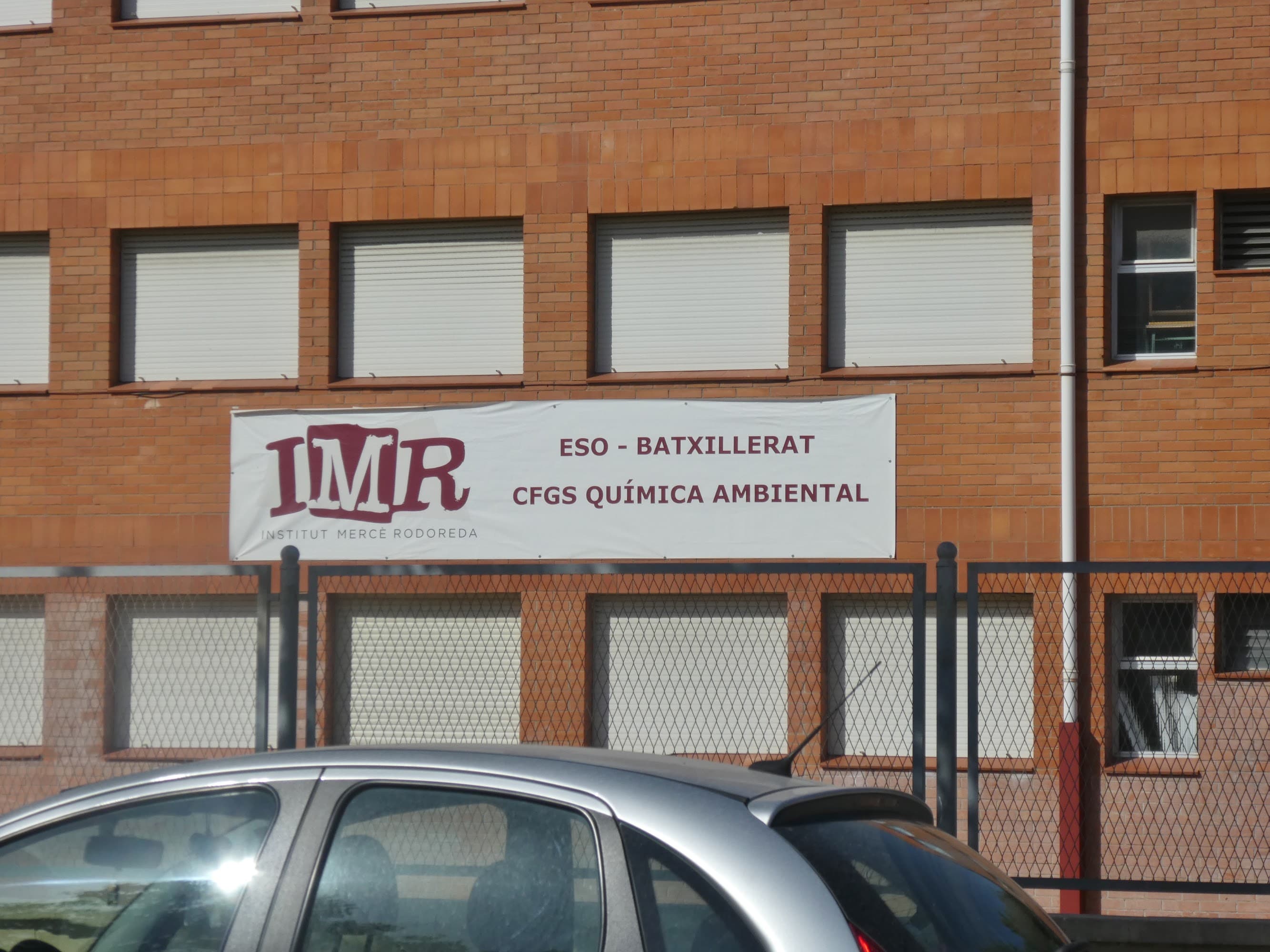 Foto secundaria del campus Institut Públic Mercè Rodoreda