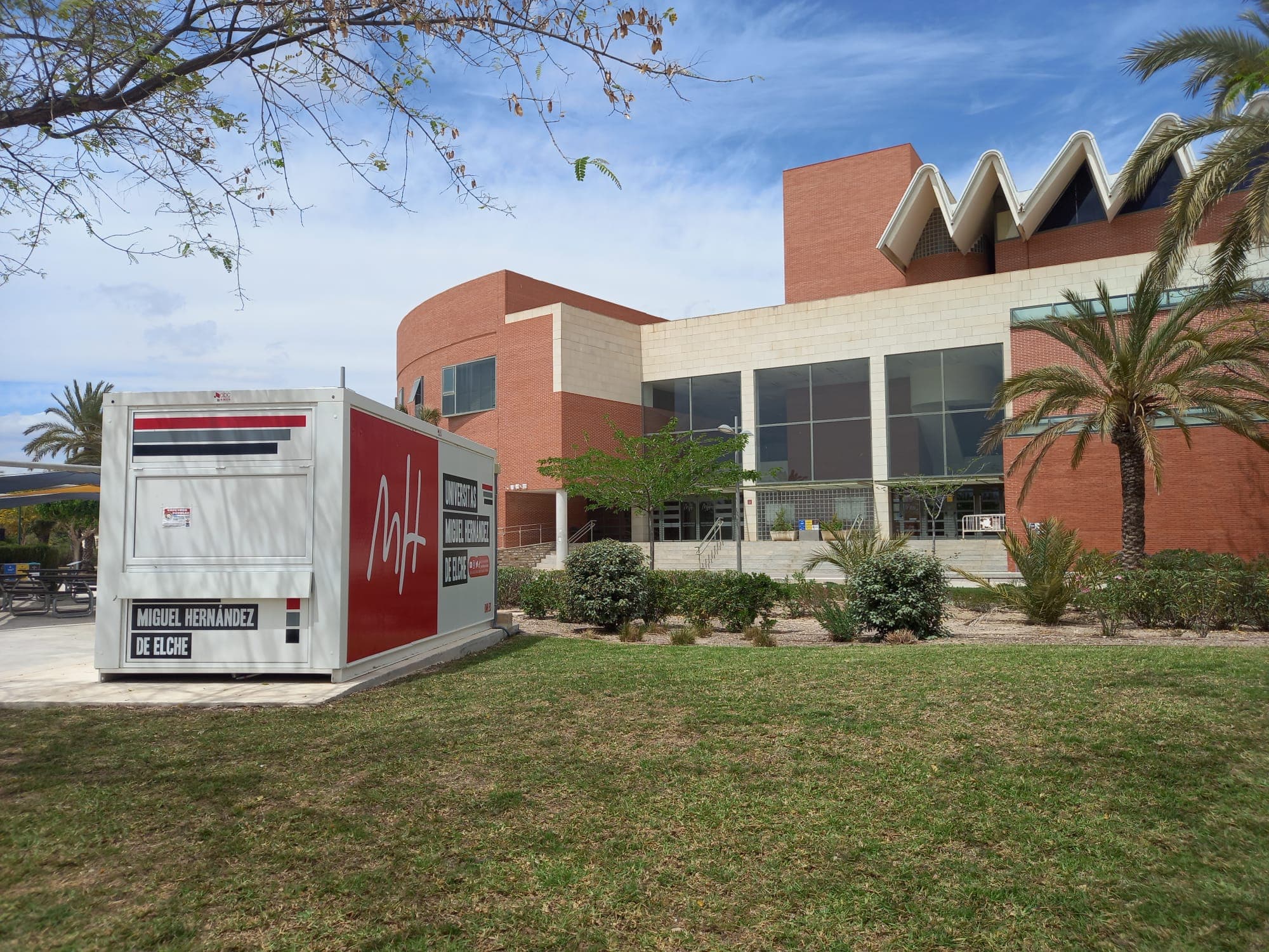 Foto secundaria del campus Campus de Sant Joan d'Alacant