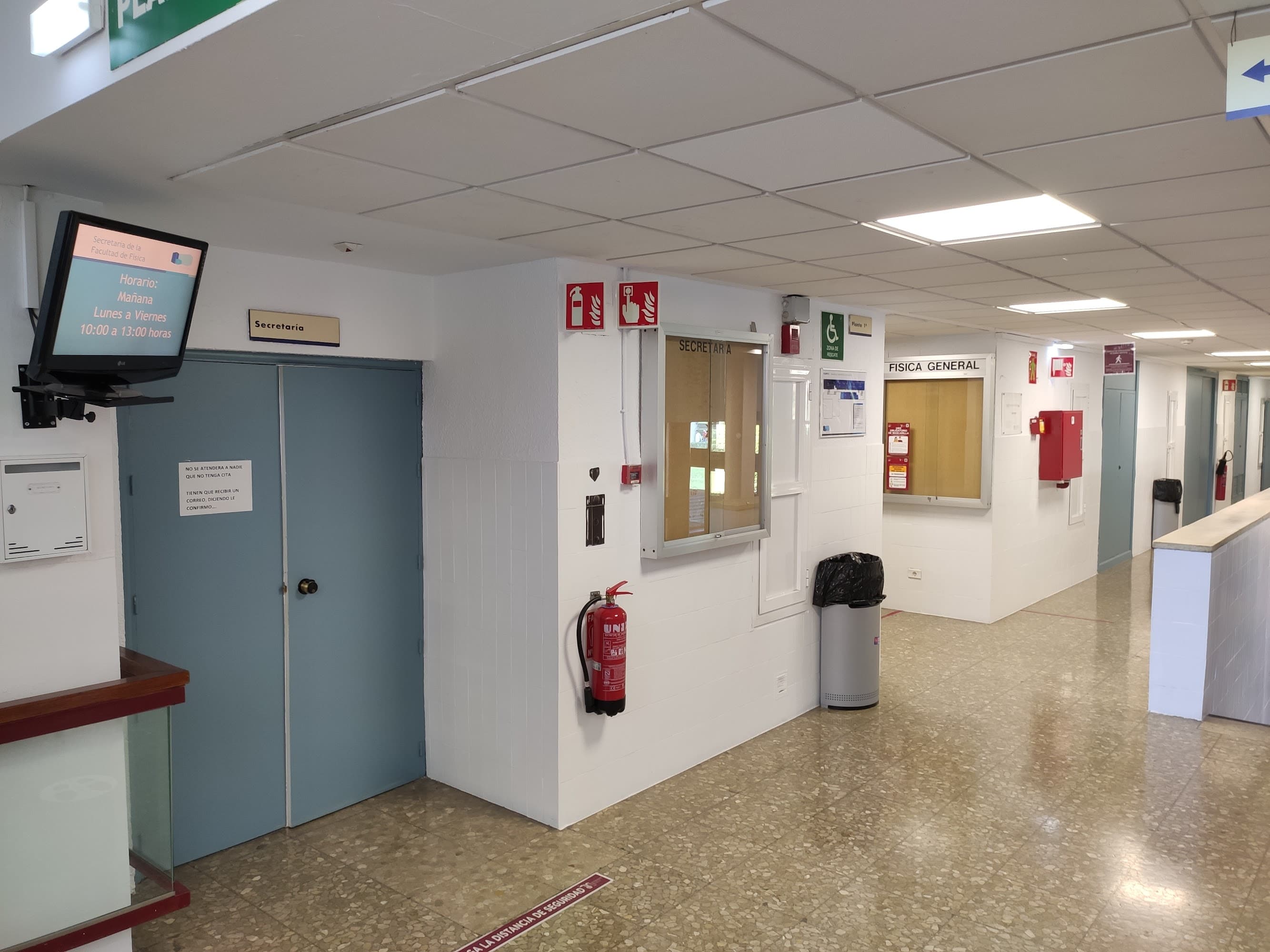 Foto secundaria del campus Facultad de Física