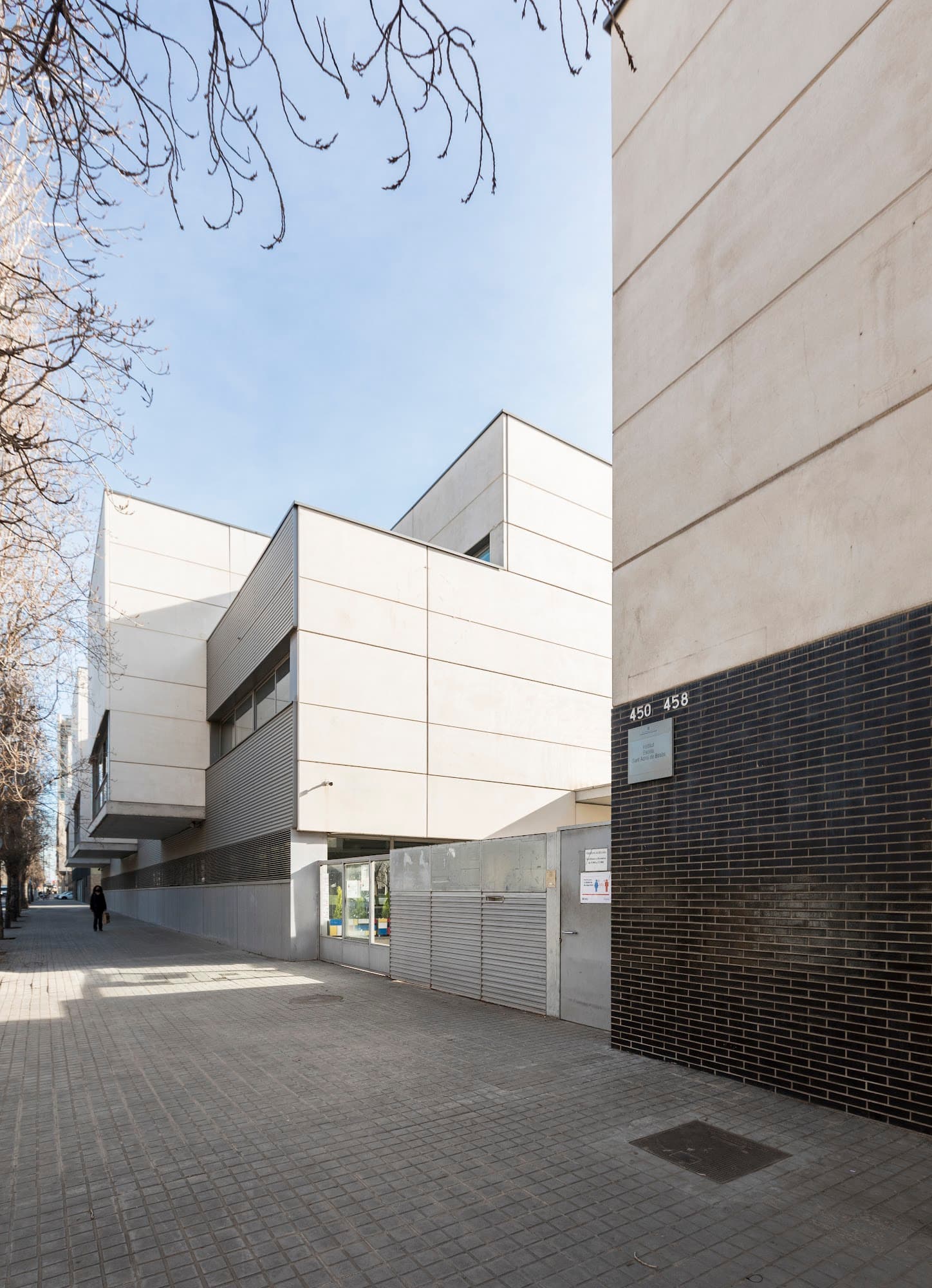 Foto secundaria del campus Institut Escola La Mina