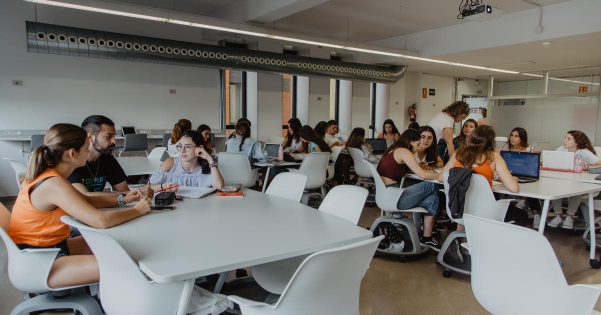 Foto secundaria del campus Facultad de Psicología, Ciencias de la Educación y del Deporte Blanquerna