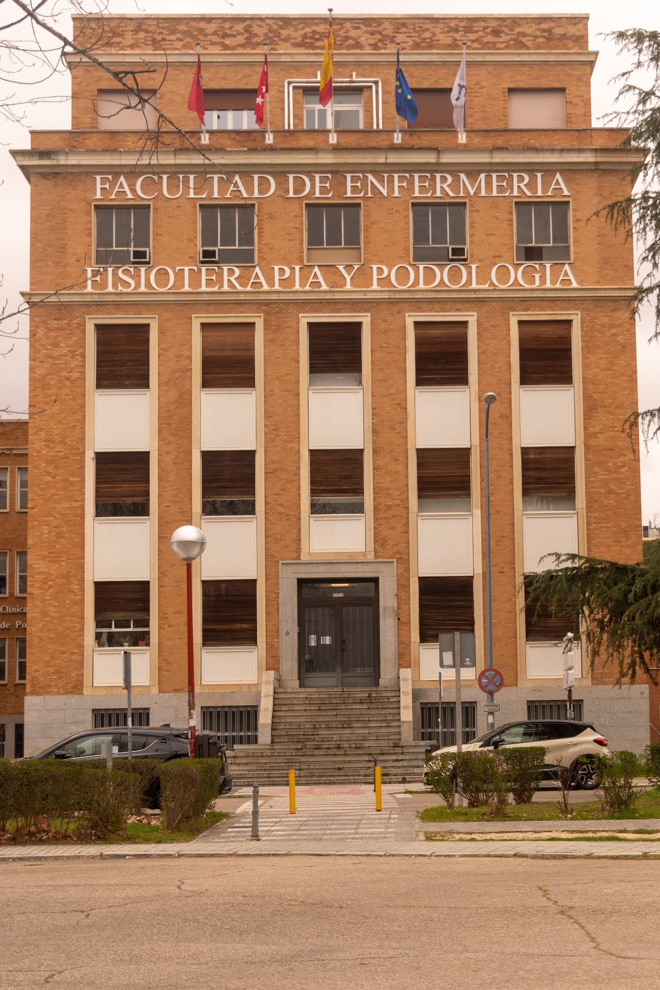 Foto del campus Facultad de Enfermería, Fisioterapia y Podología