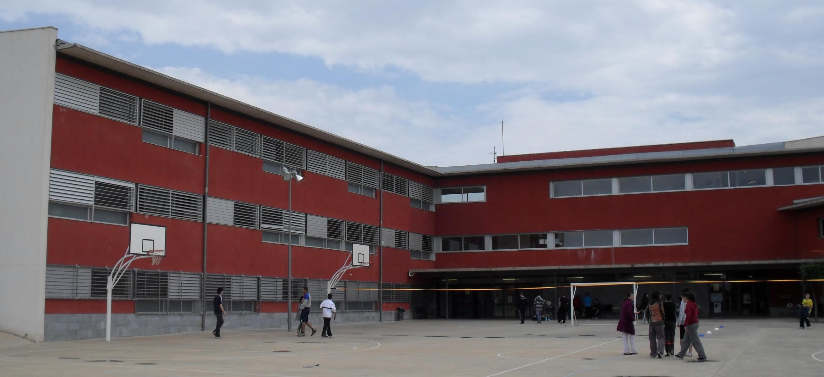 Foto secundaria del campus Institut Illa de Rodes