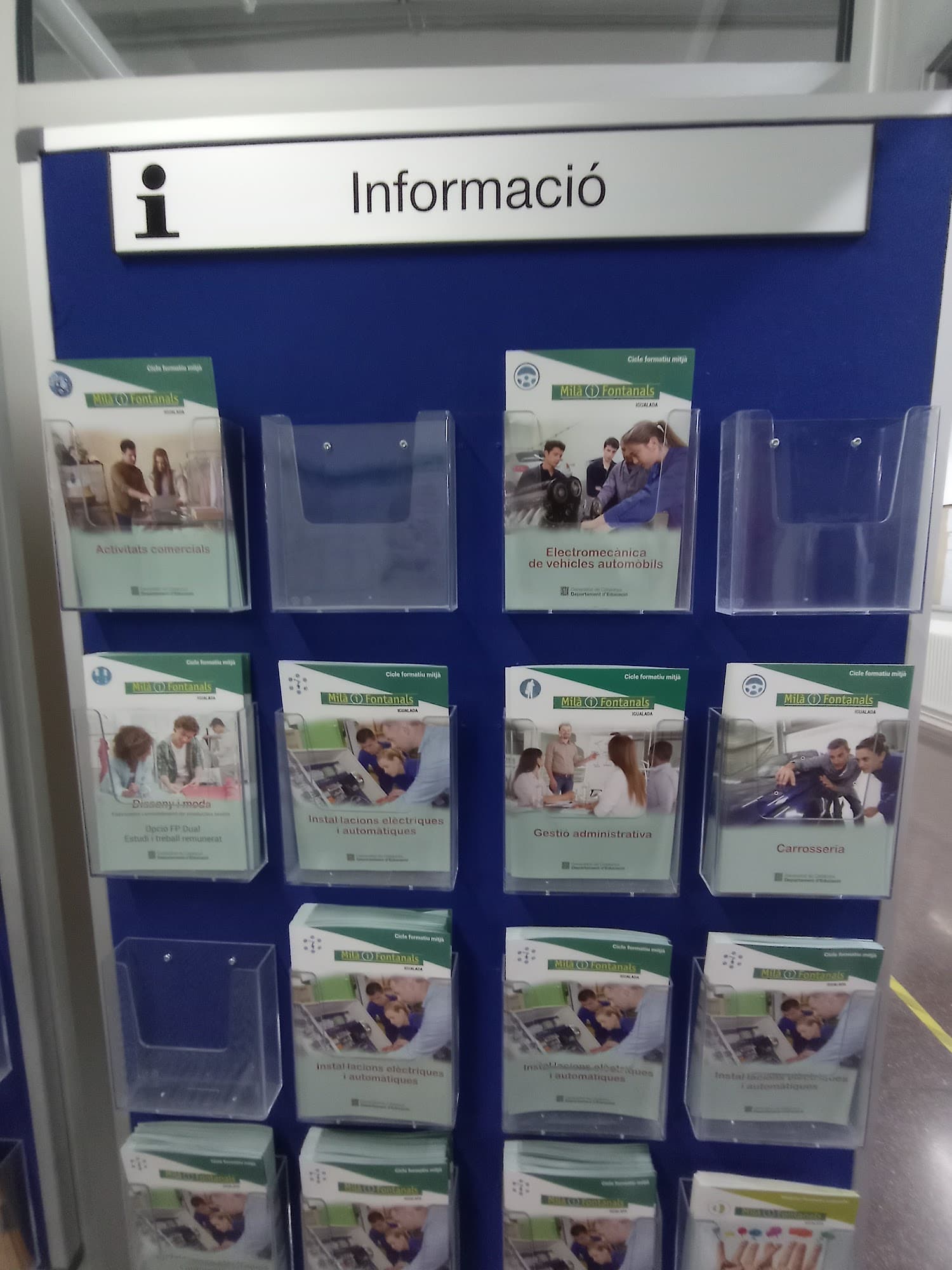 Foto secundaria del campus Institut Milà i Fontanals (Igualada)