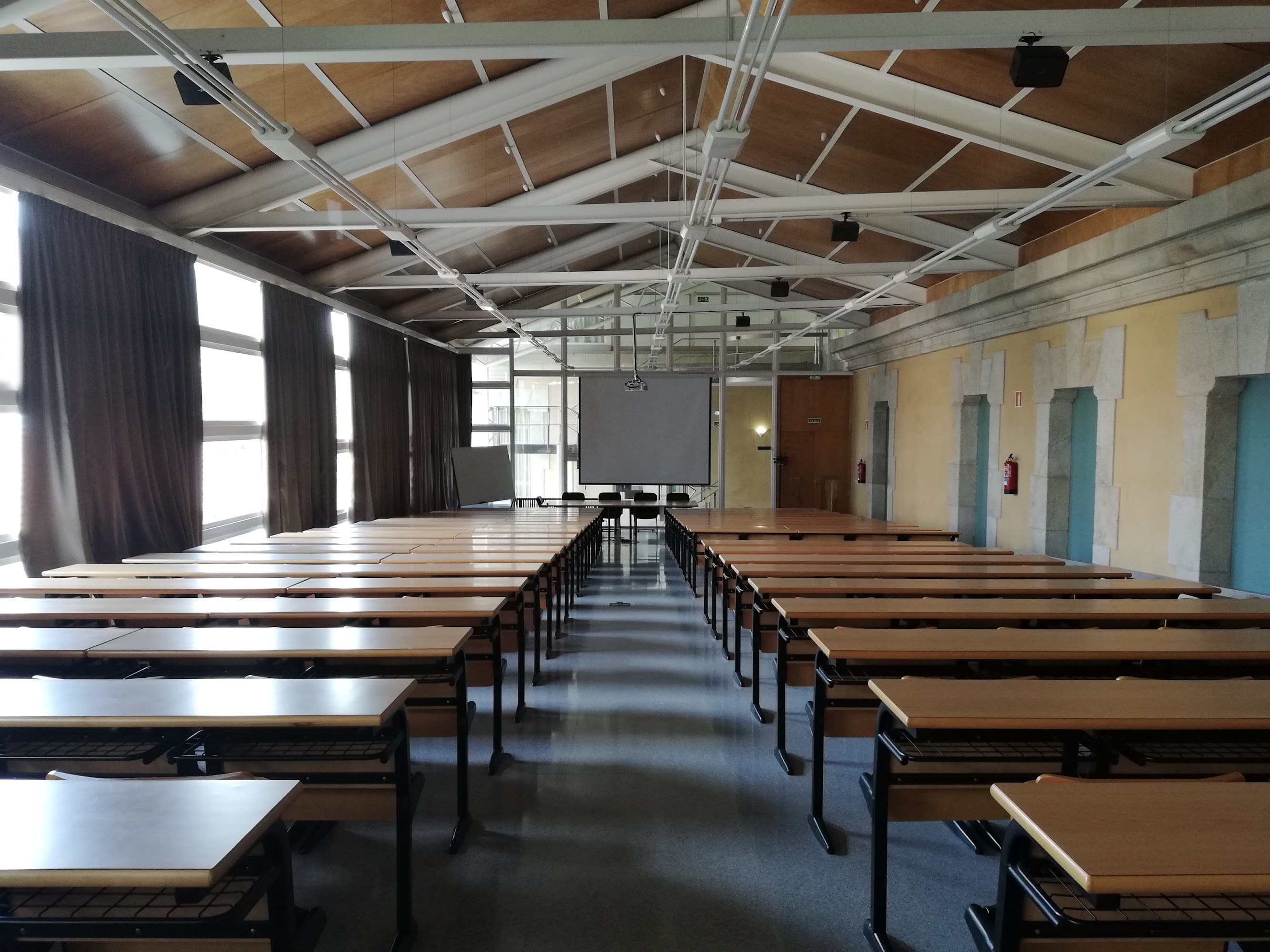 Foto secundaria del campus Facultad de Humanidades y Documentación
