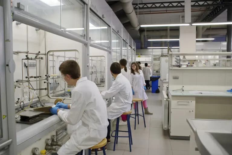 Foto secundaria del campus IQS School of Engineering