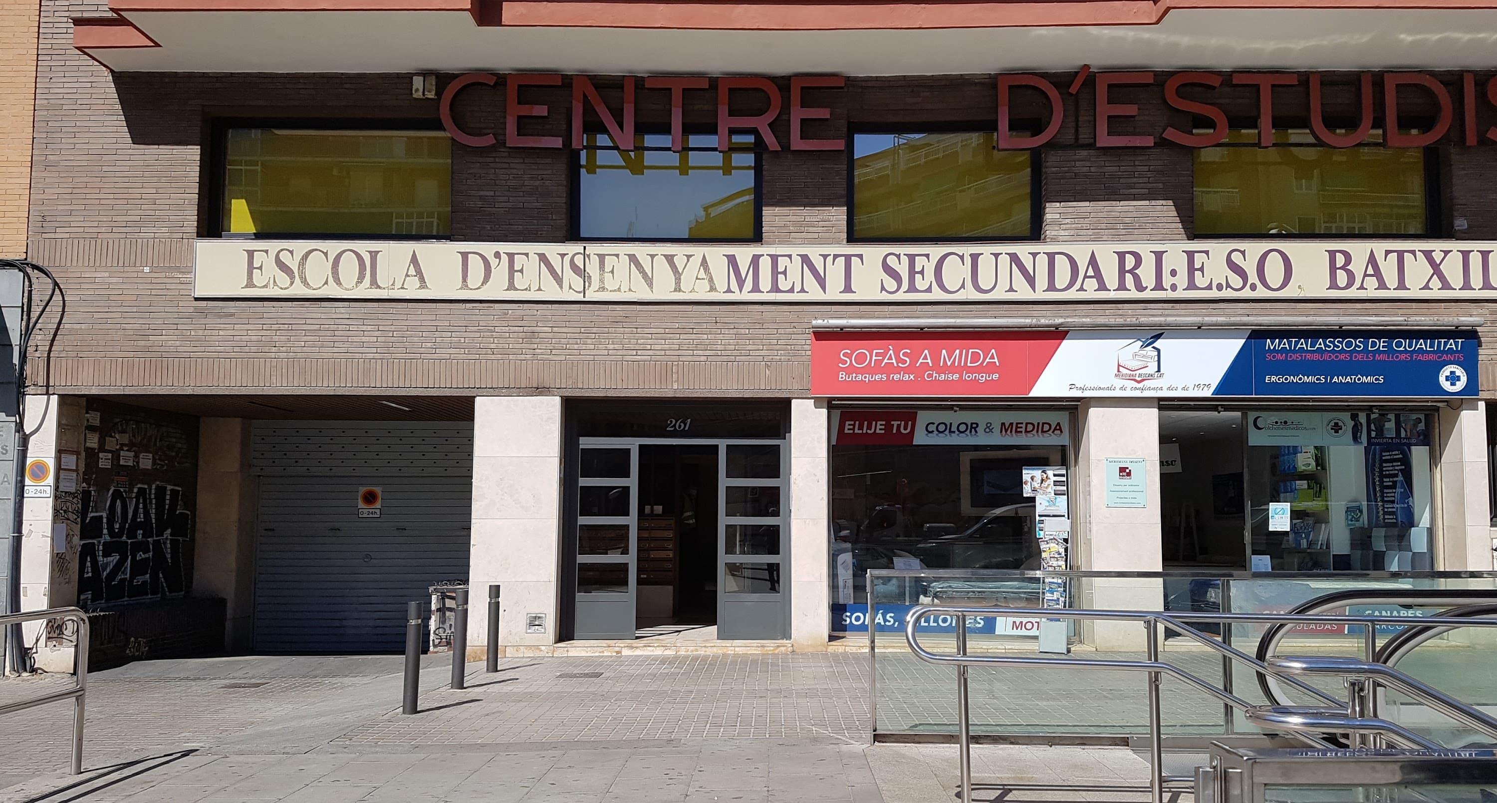 Foto secundaria del campus Centre d'Estudis Roca - Meridiana