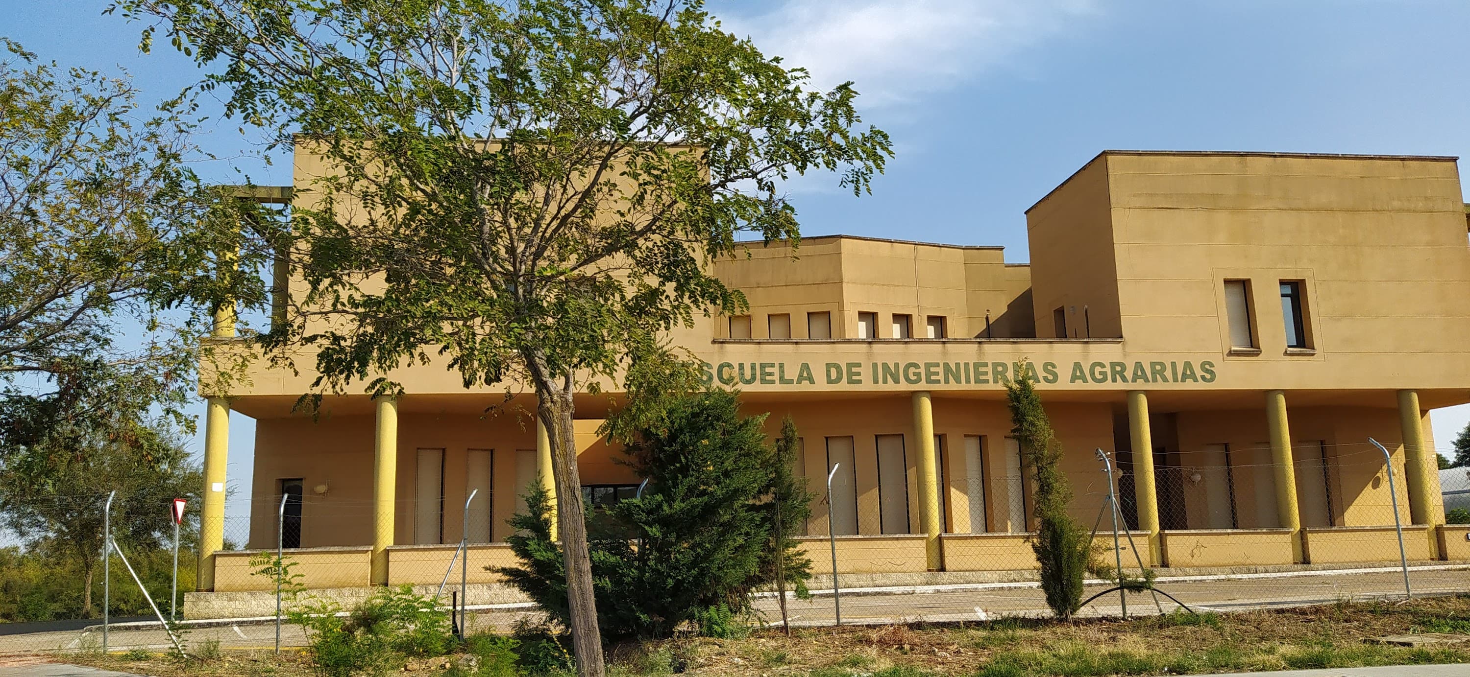 Foto secundaria del campus Escuela de Ingenierías Agrarias
