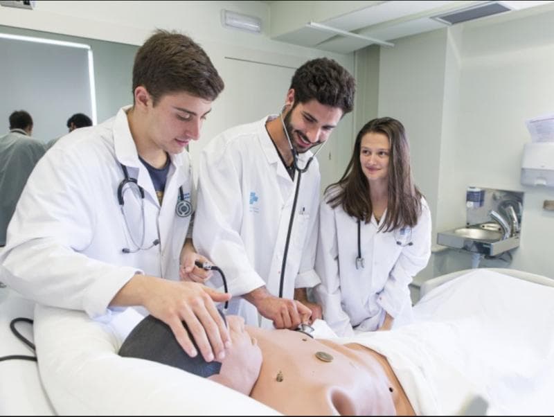 Foto secundaria del campus Facultad de Medicina