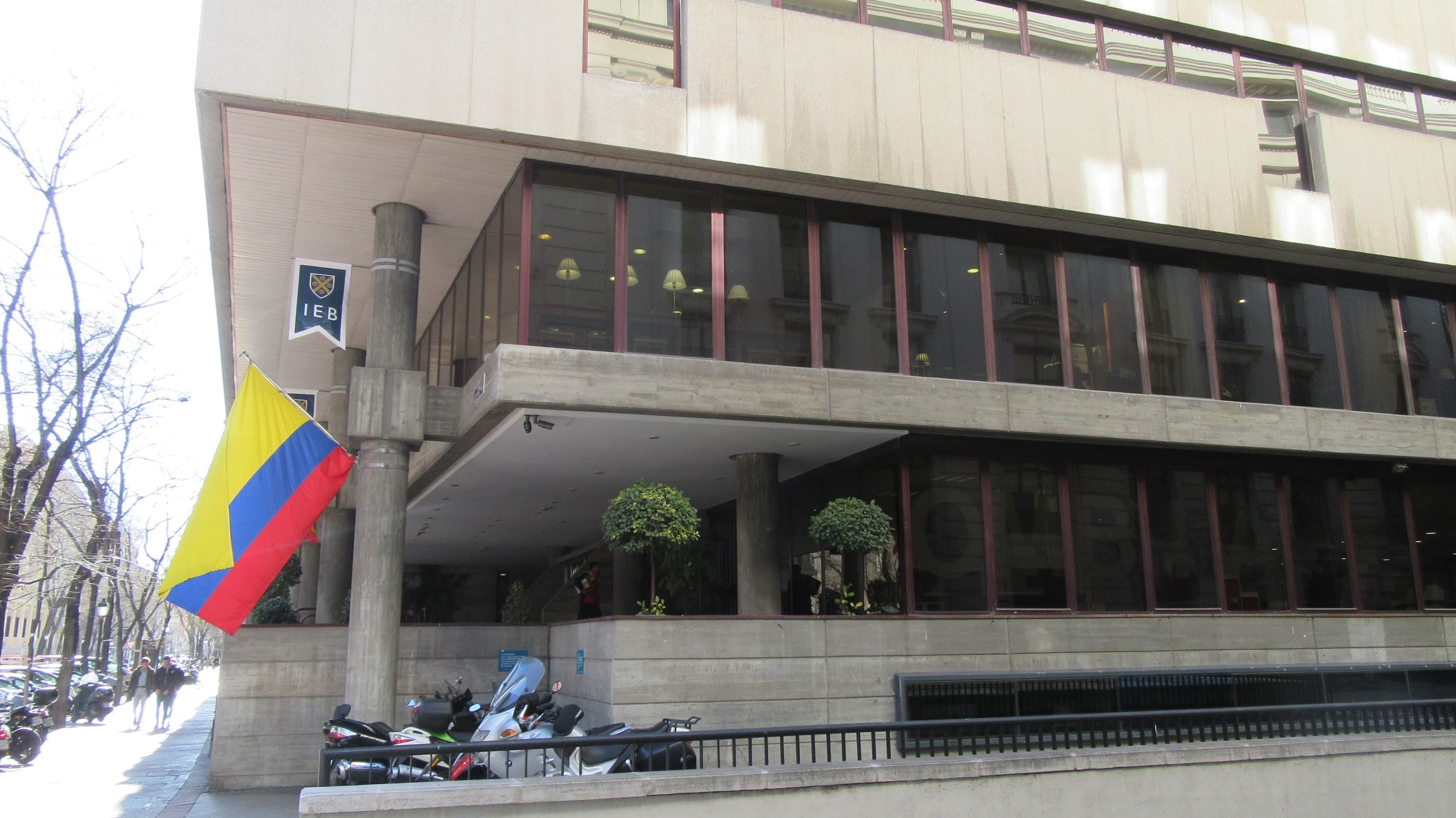 Foto secundaria del campus Campus IEB