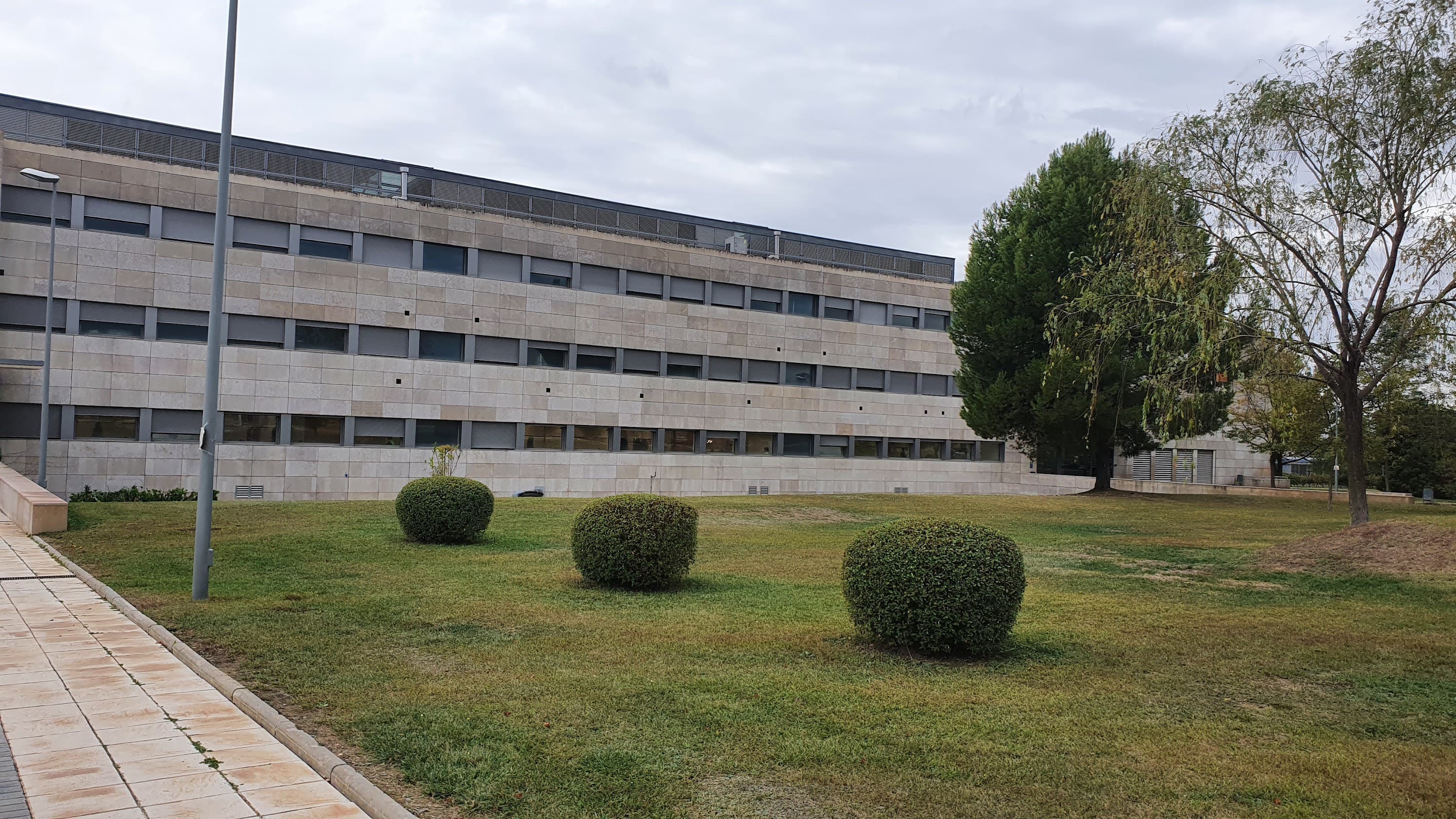Foto secundaria del campus Escuela Universitaria Politécnica