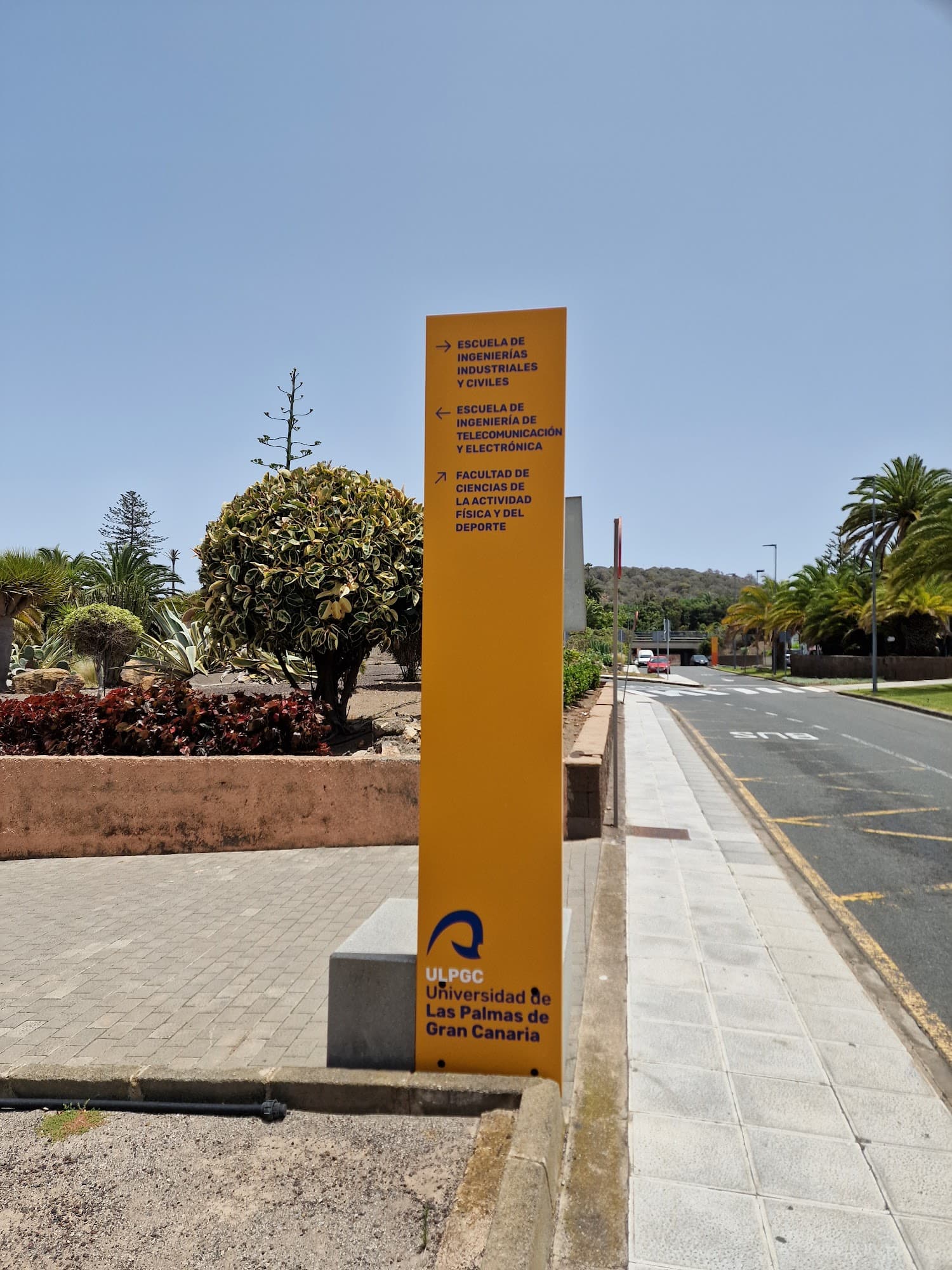 Foto secundaria del campus Escuela de Ingeniería Informática