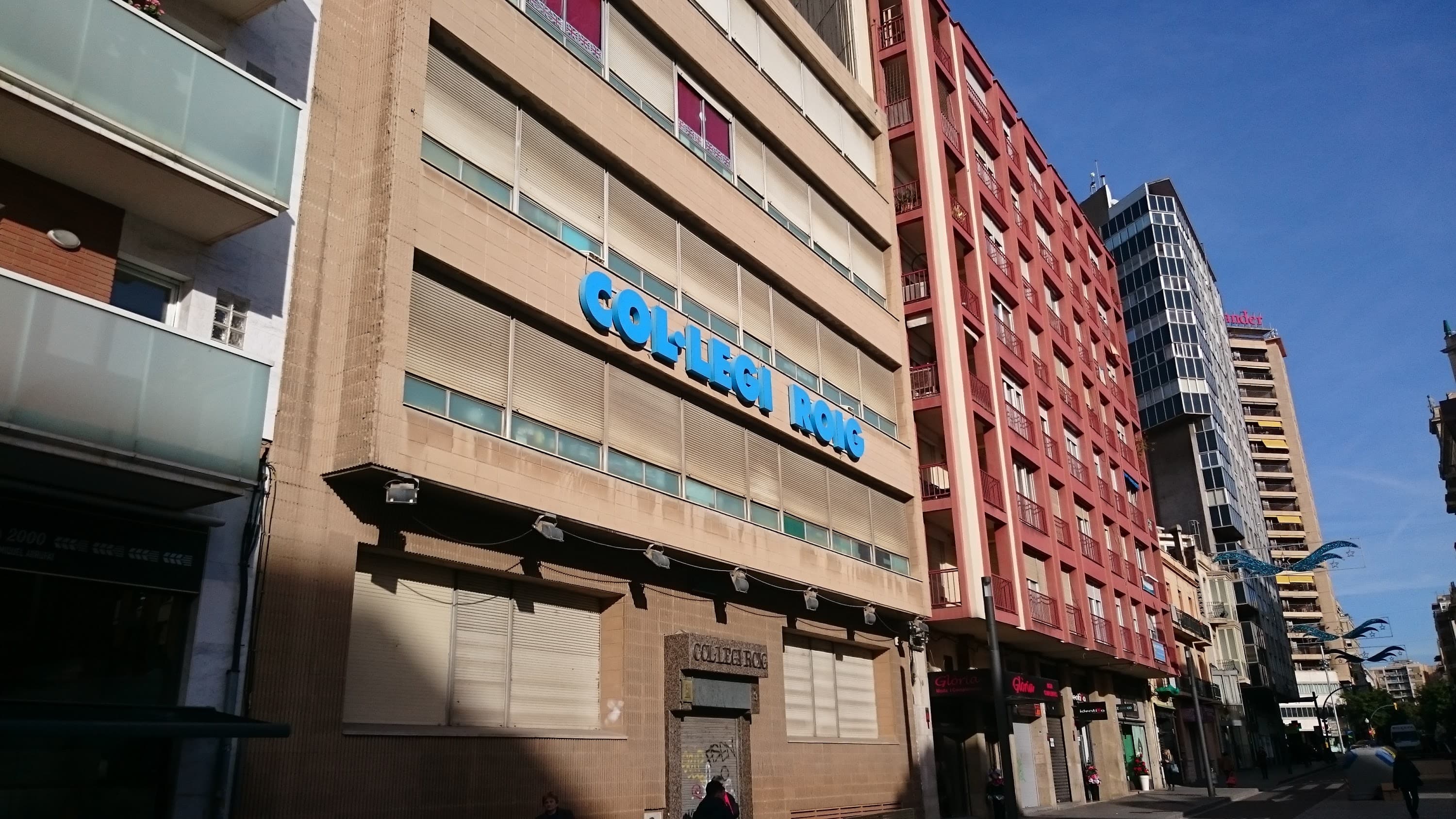 Foto secundaria del campus Col·legi Joan Roig