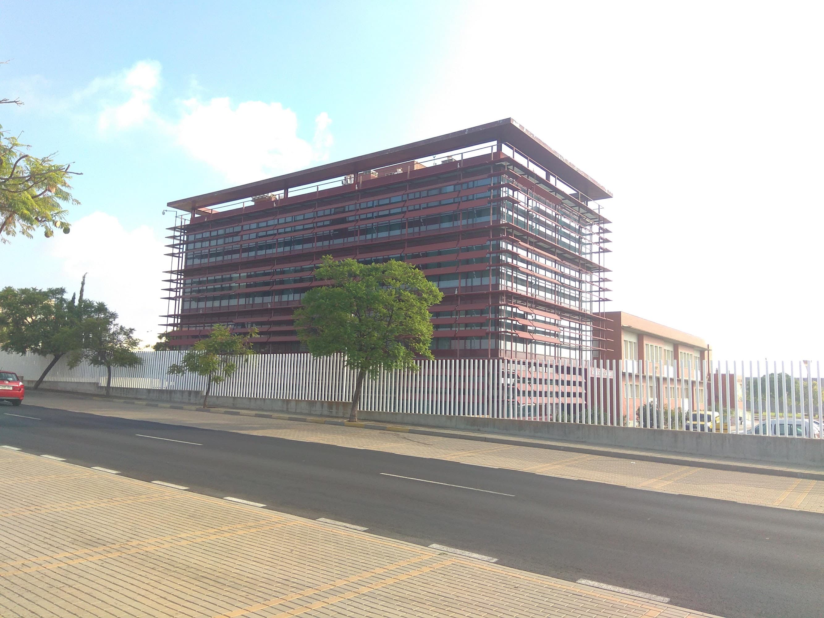 Foto secundaria del campus Campus Cantero Cuadrado